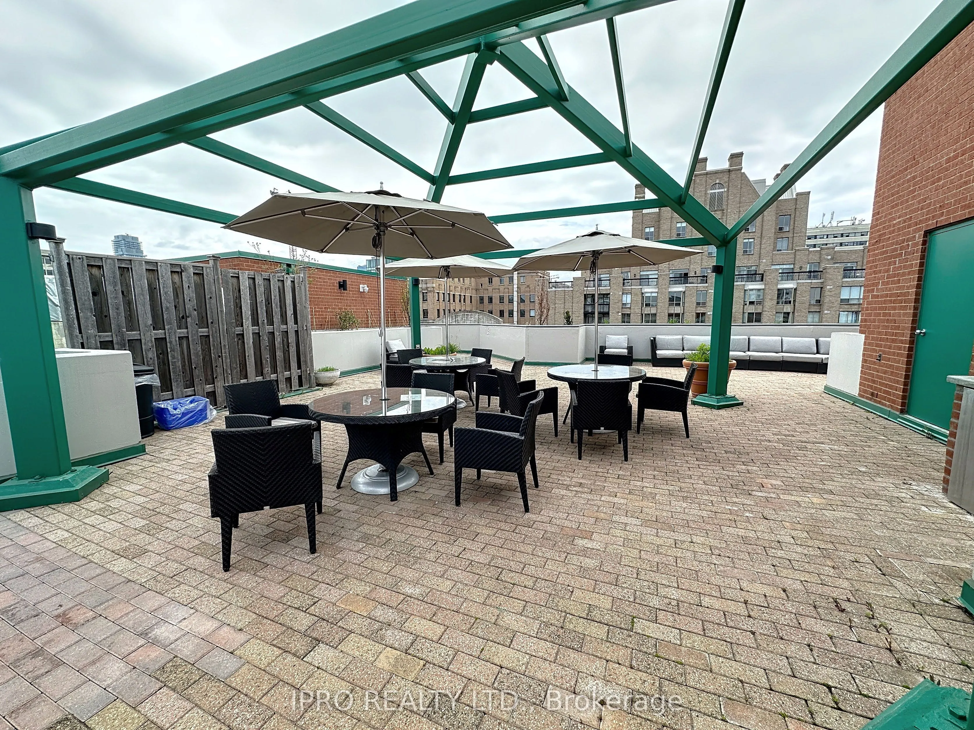 95 Prince Arthur Avenue, ##224