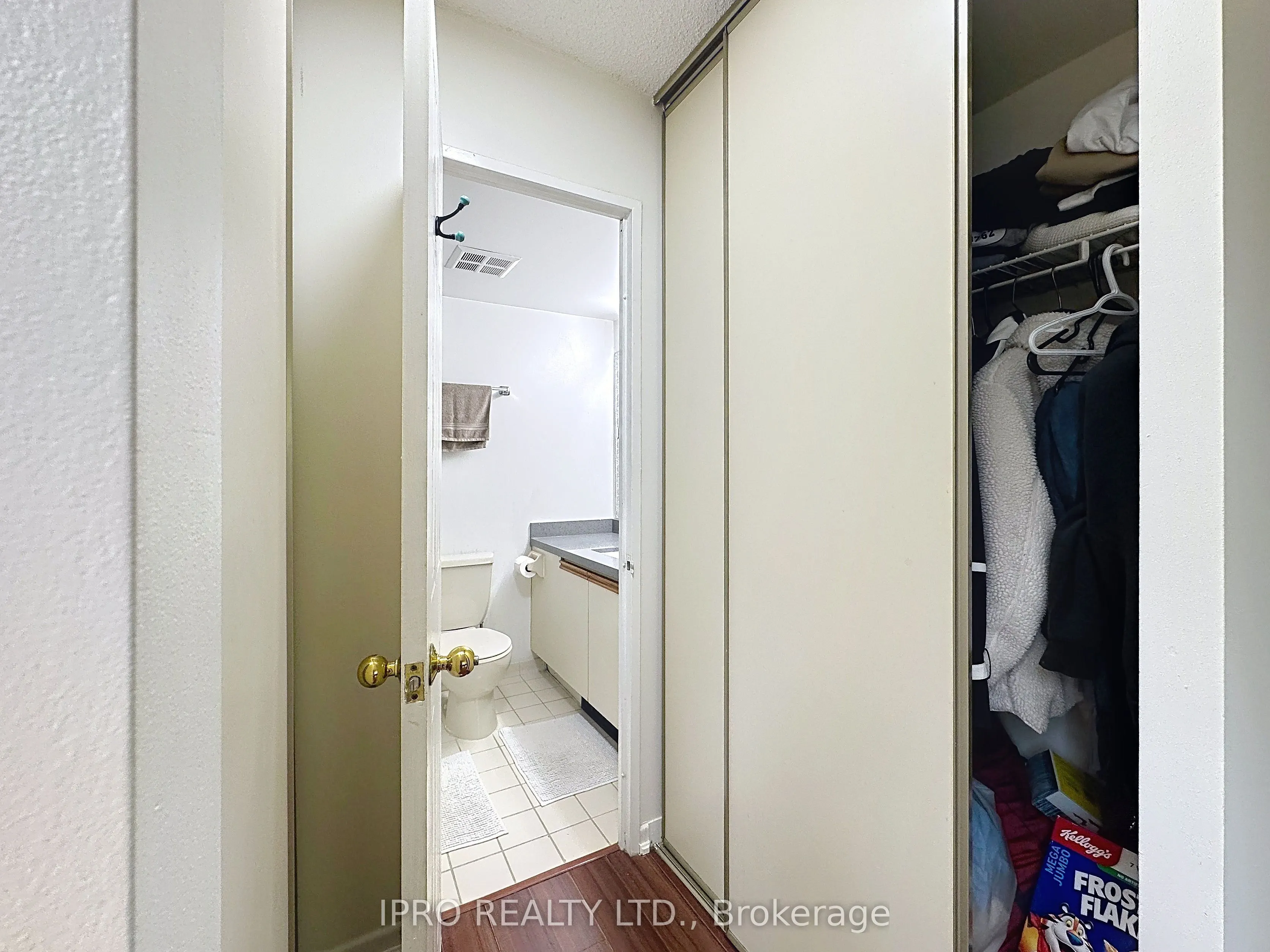 95 Prince Arthur Avenue, ##224