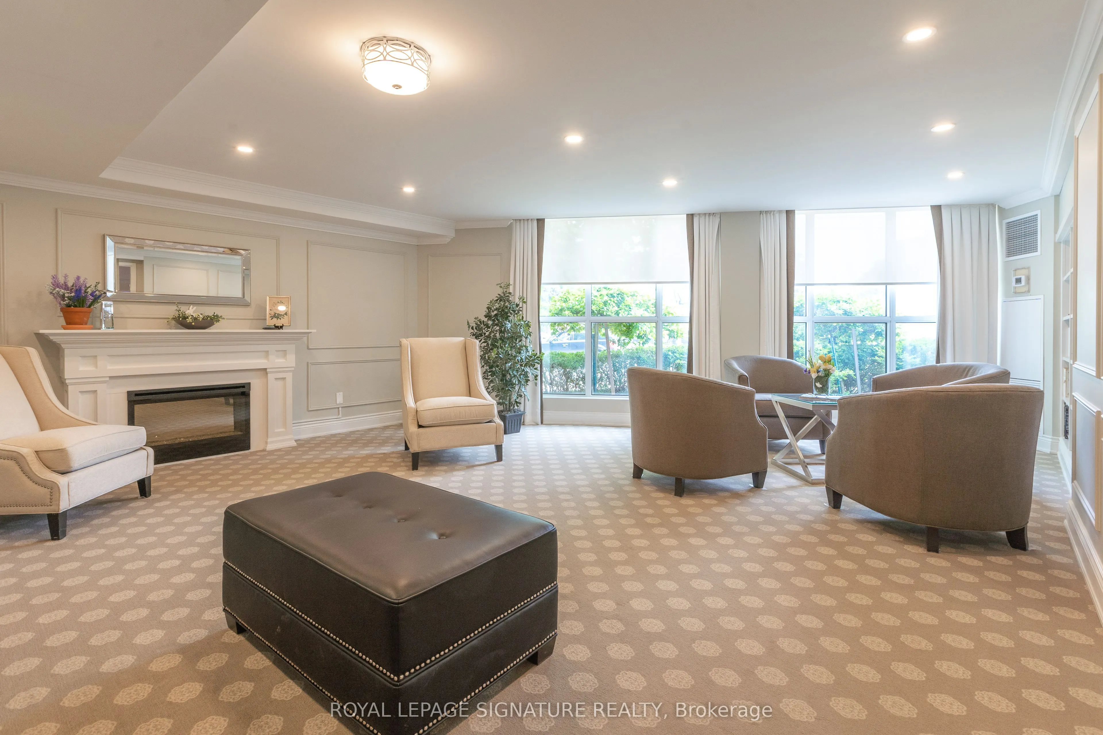 356 McRae Drive, #206
