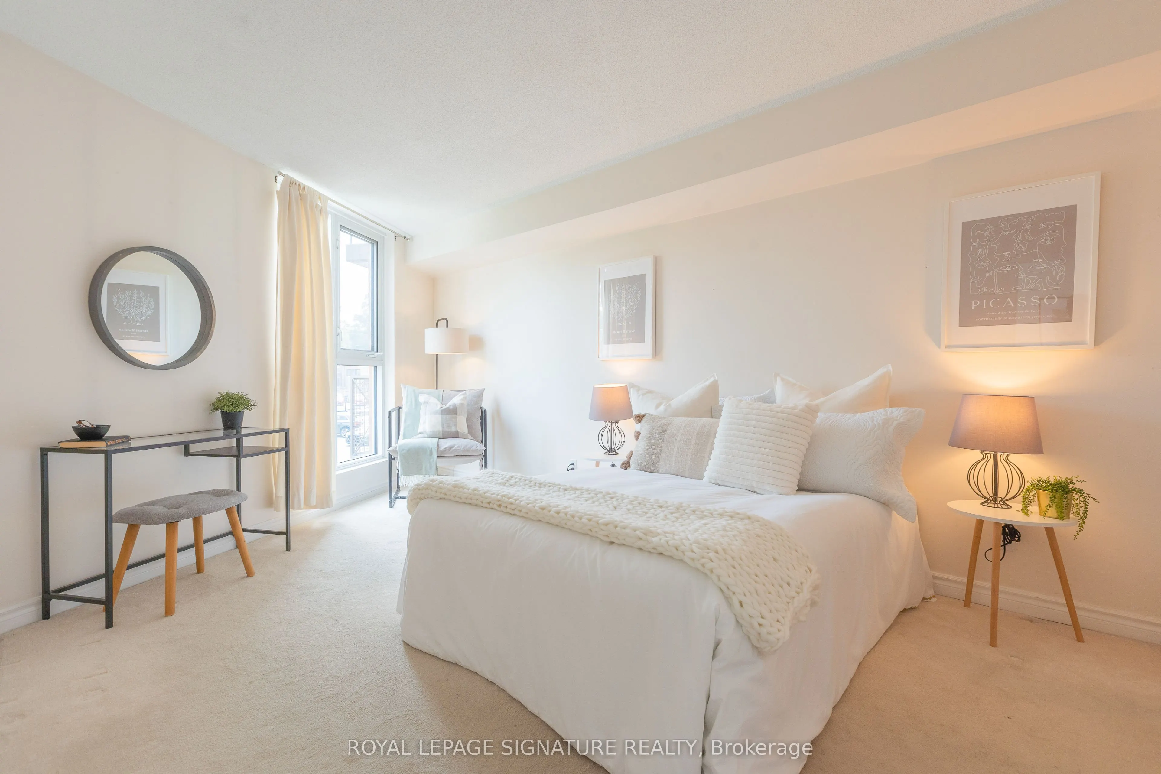 356 McRae Drive, #206