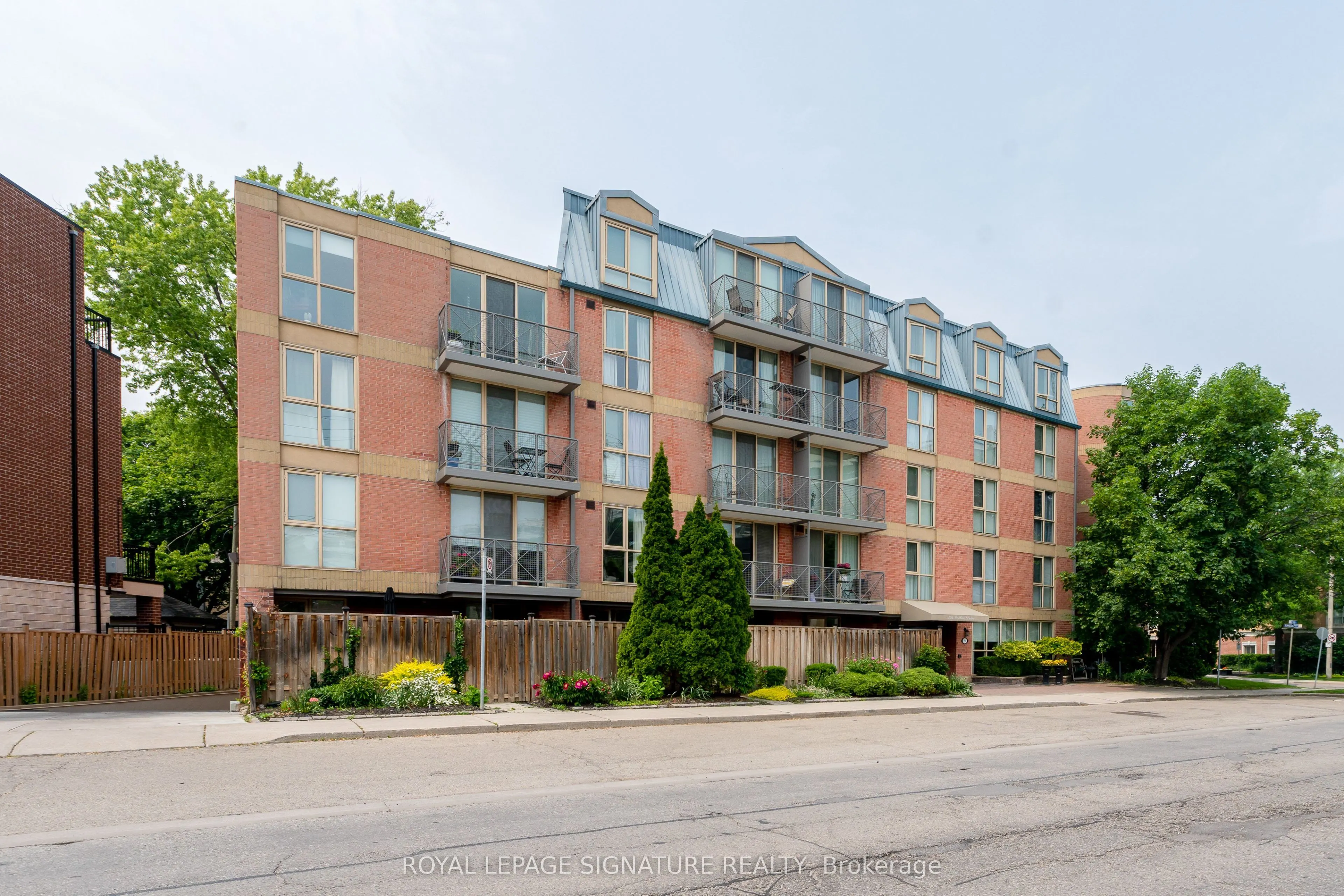 356 McRae Drive, #206