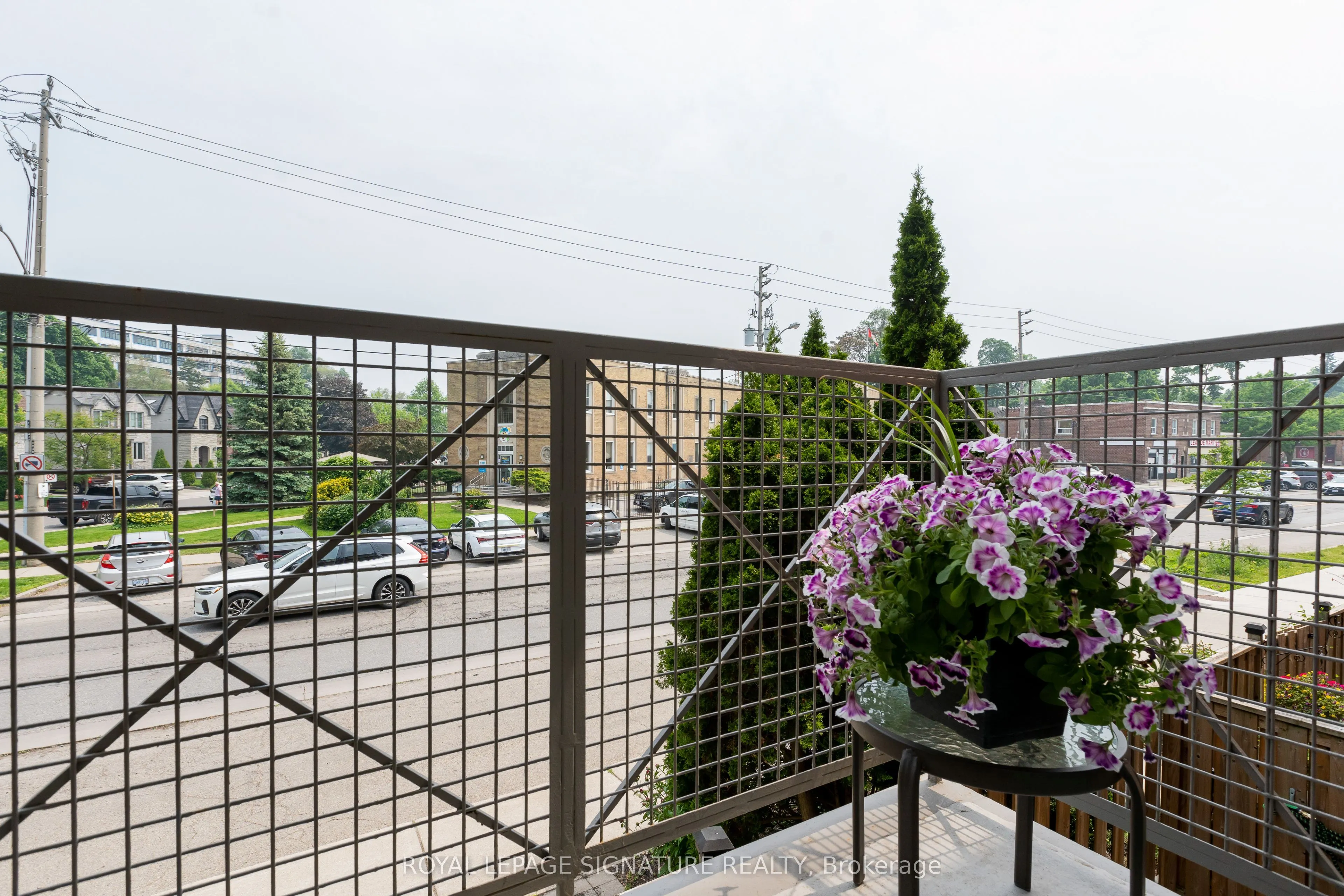 356 McRae Drive, #206