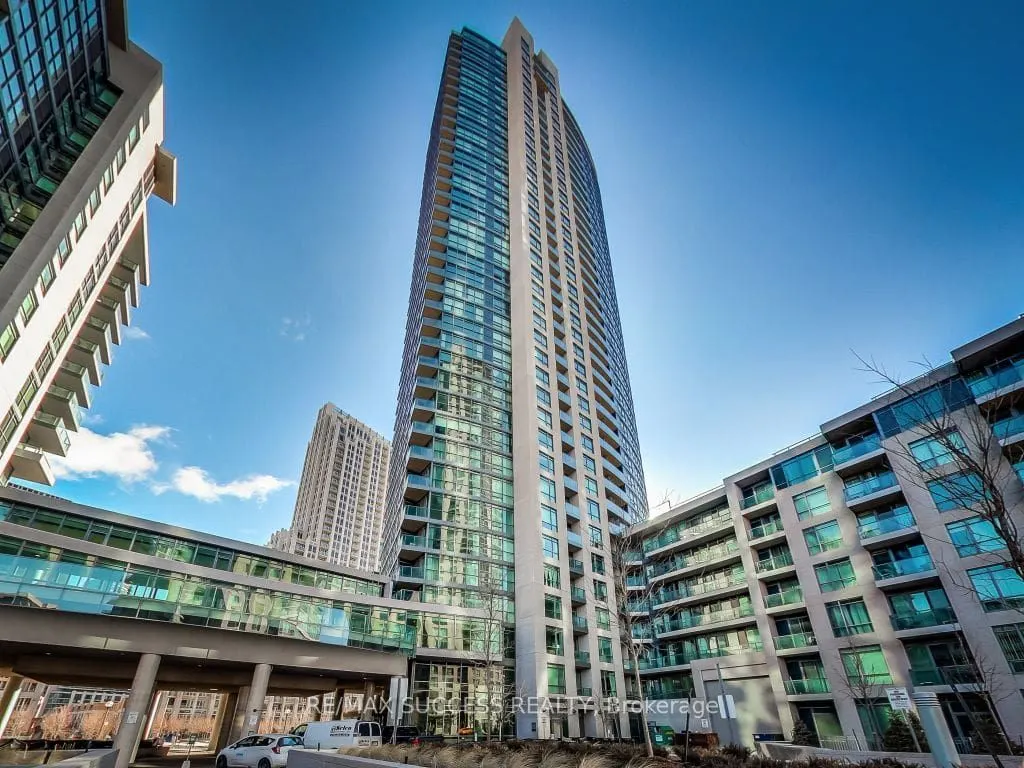 215 Fort York Boulevard, #3211