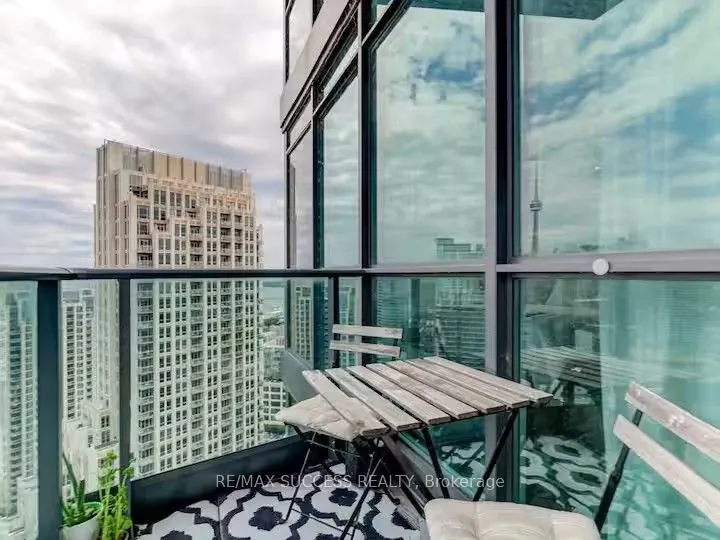 215 Fort York Boulevard, #3211