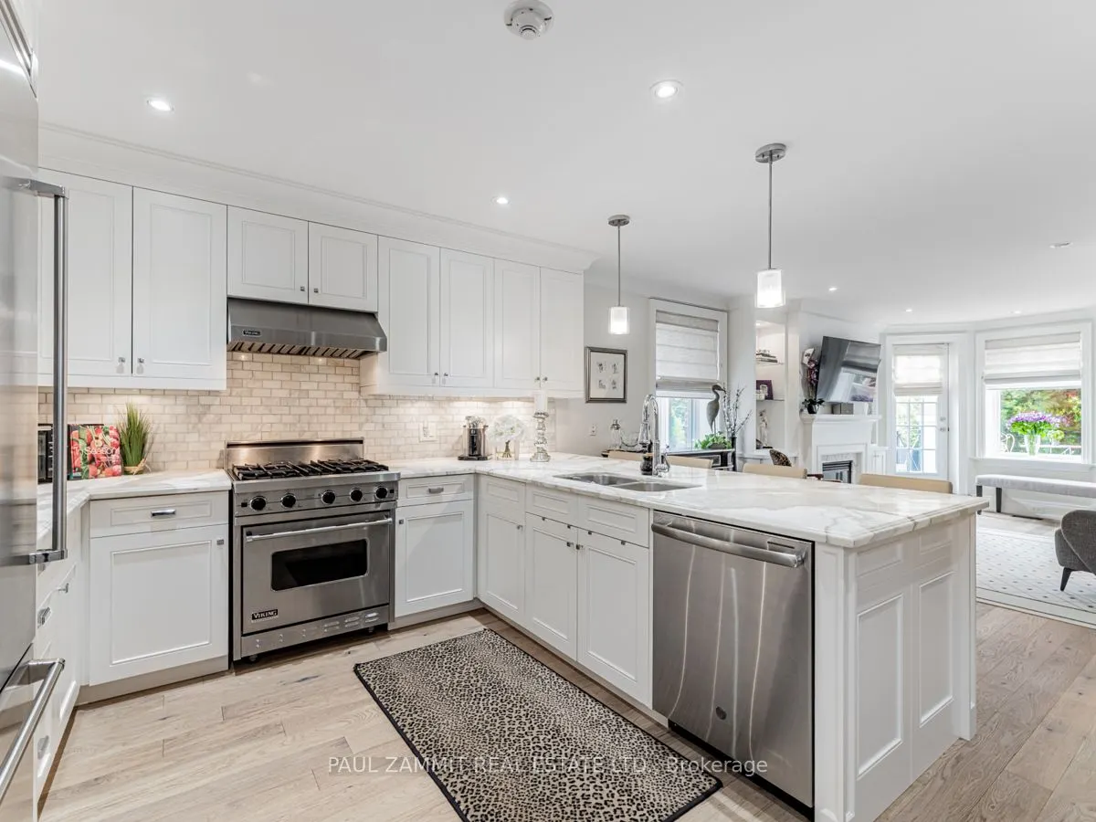 317 Lonsdale Road, #1B