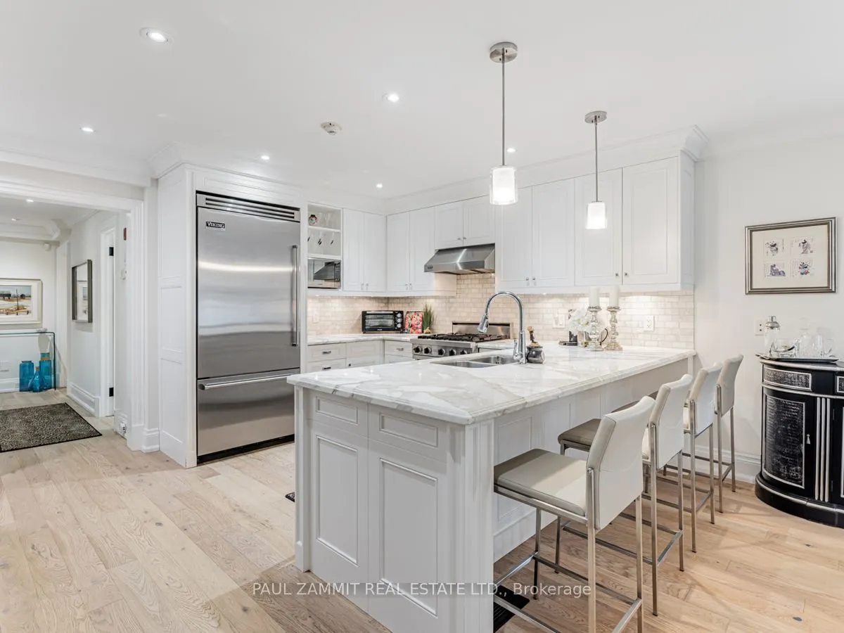 317 Lonsdale Road, #1B