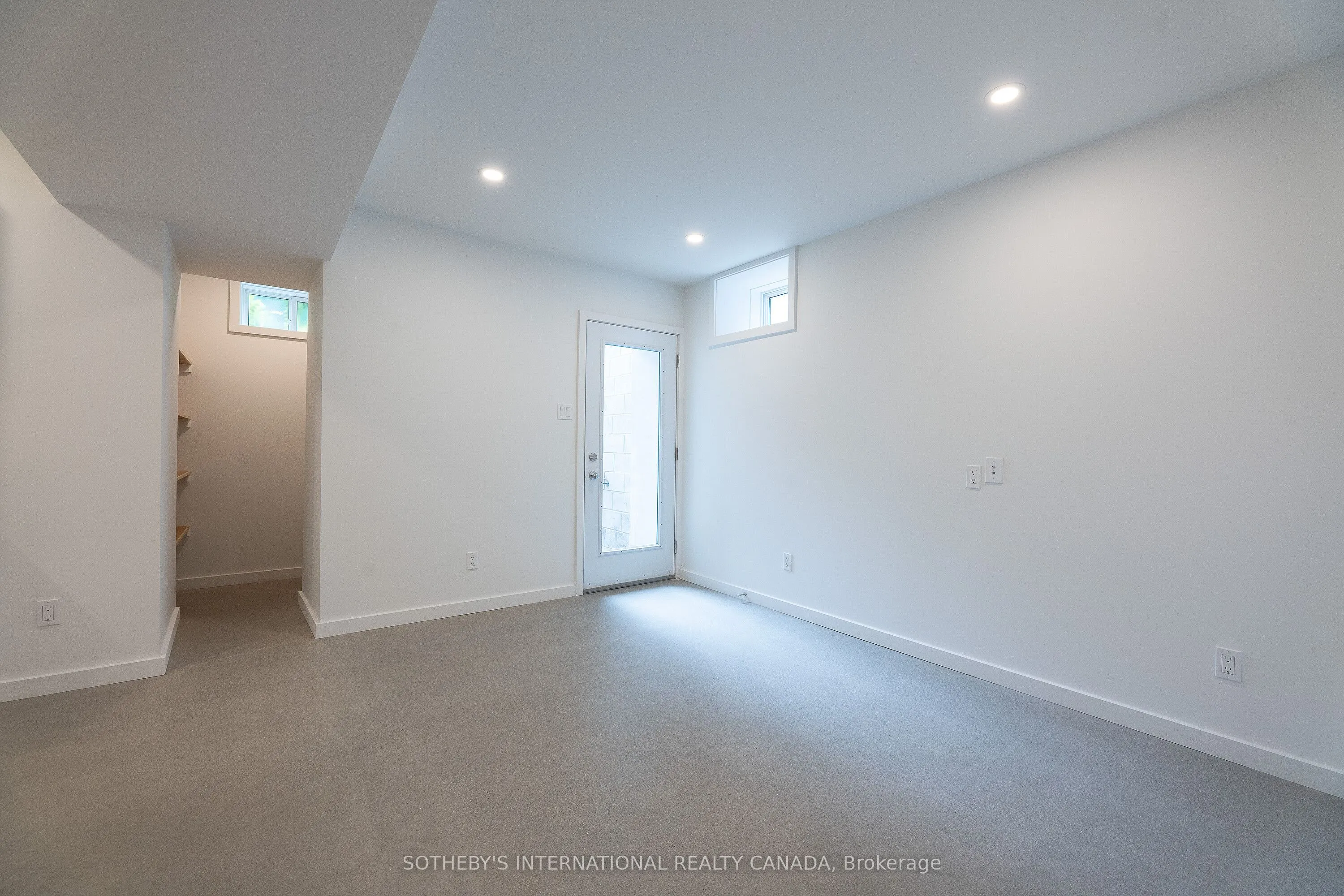301 Euclid Avenue #Lower