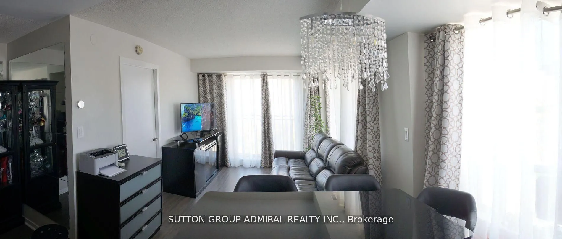 801 Sheppard Avenue, #302