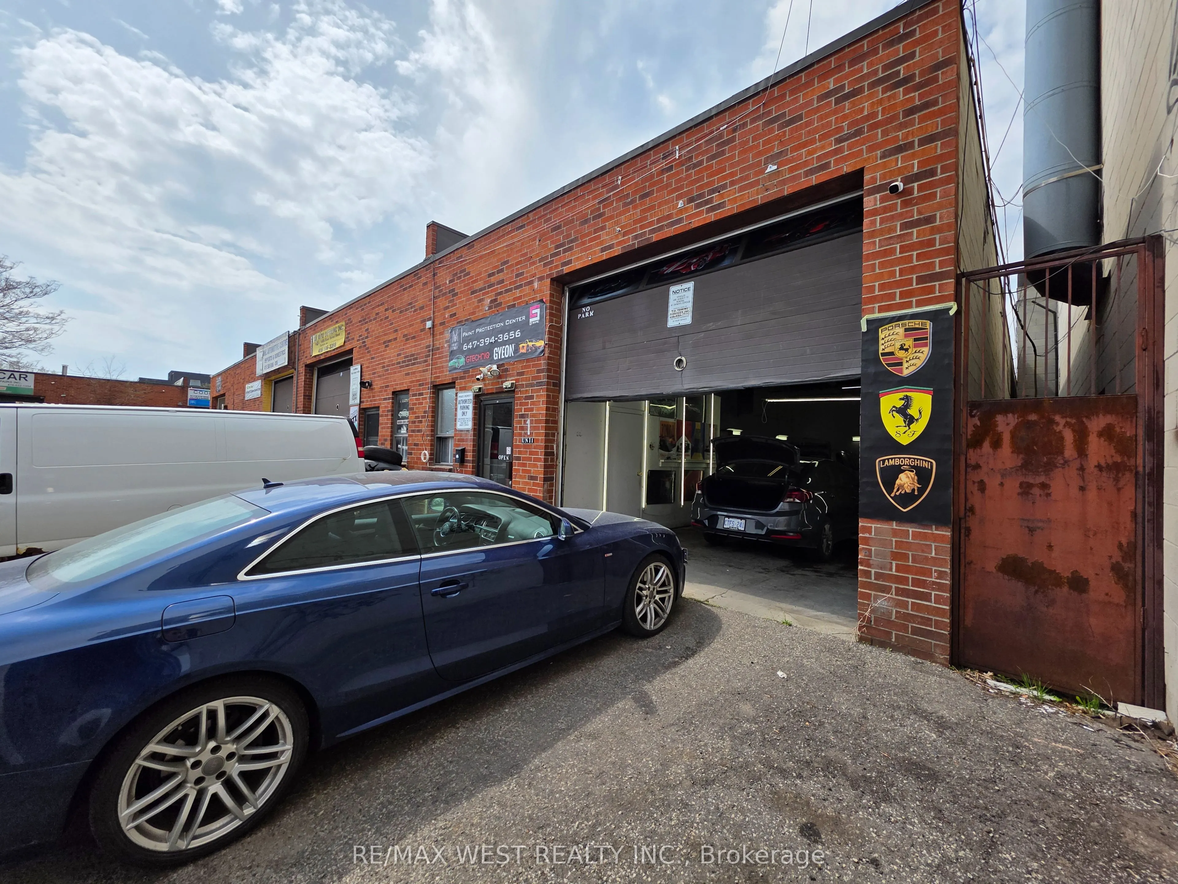 1405 Bloor Street W, #1