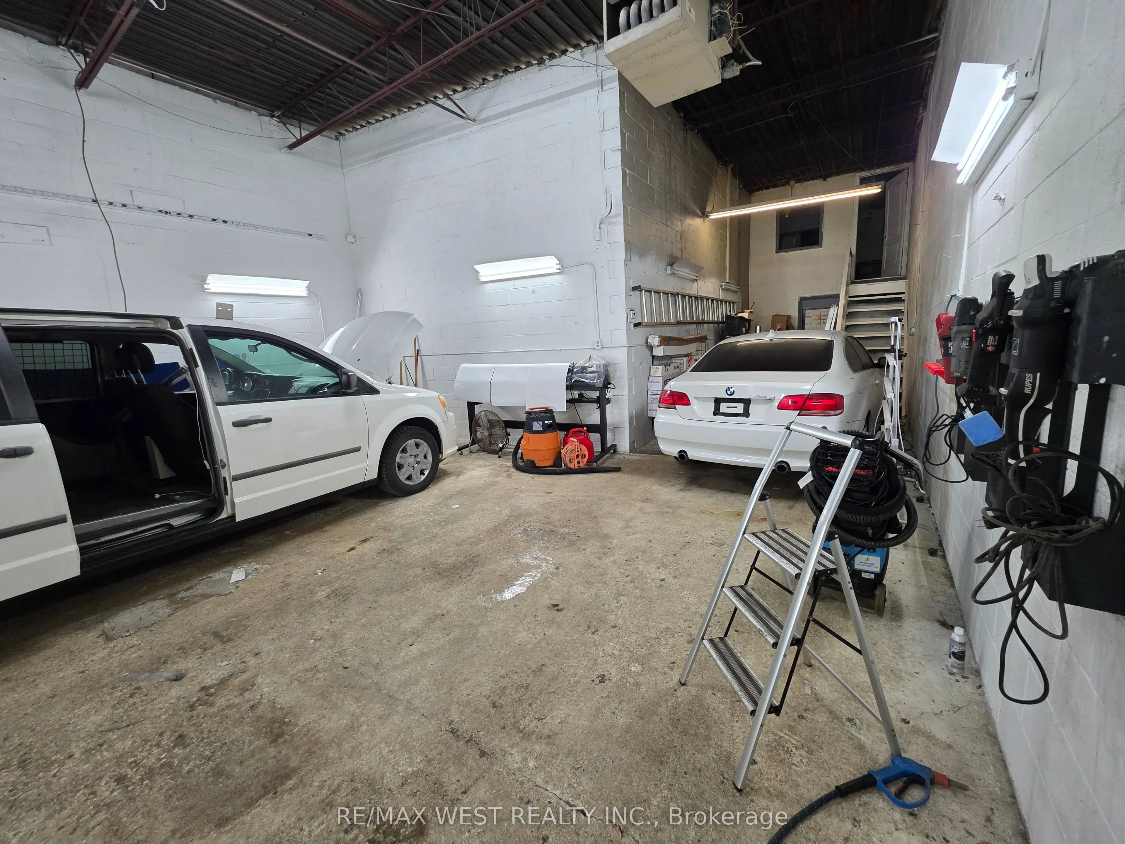 1405 Bloor Street W, #1