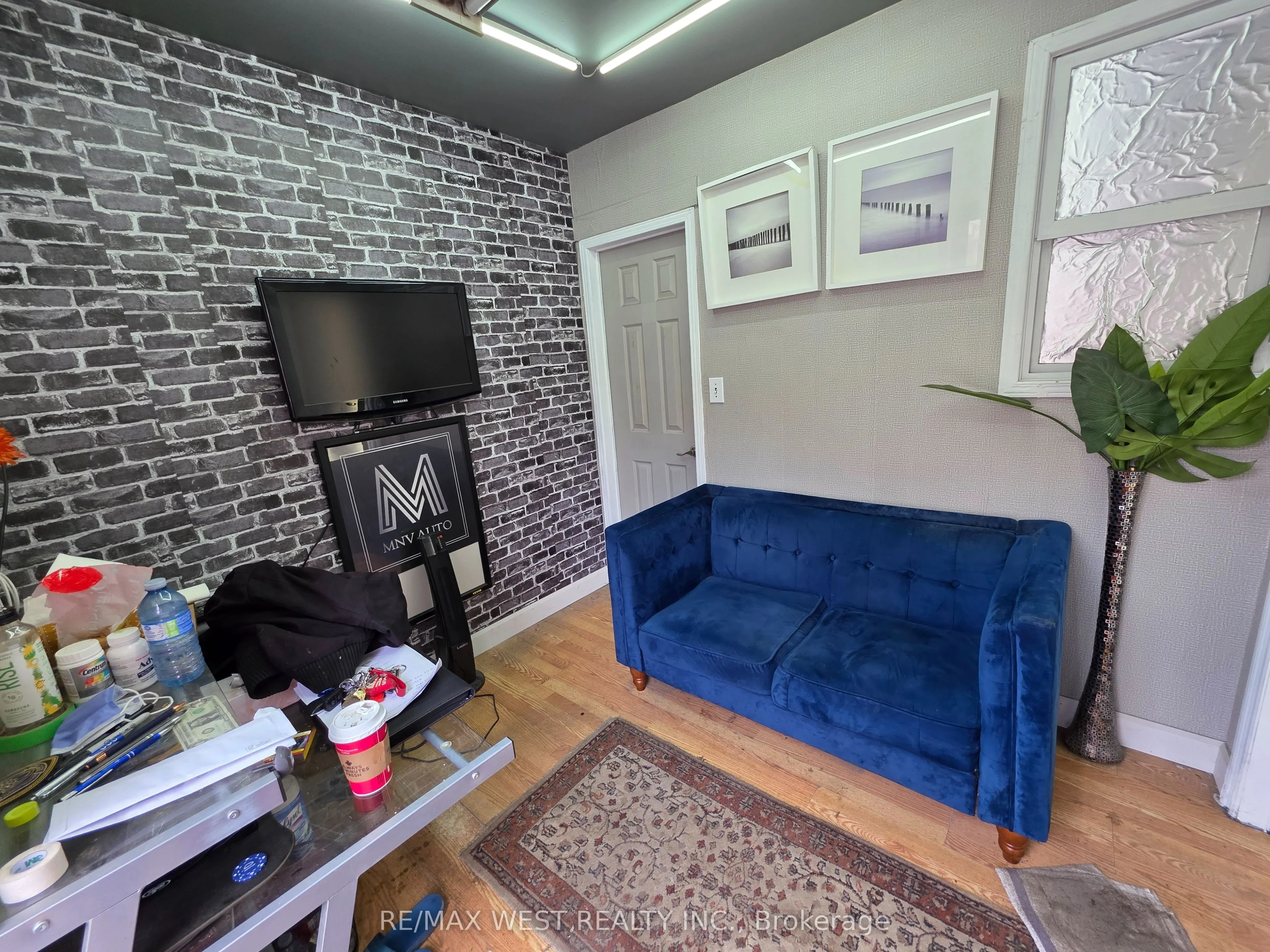 1405 Bloor Street W, #1