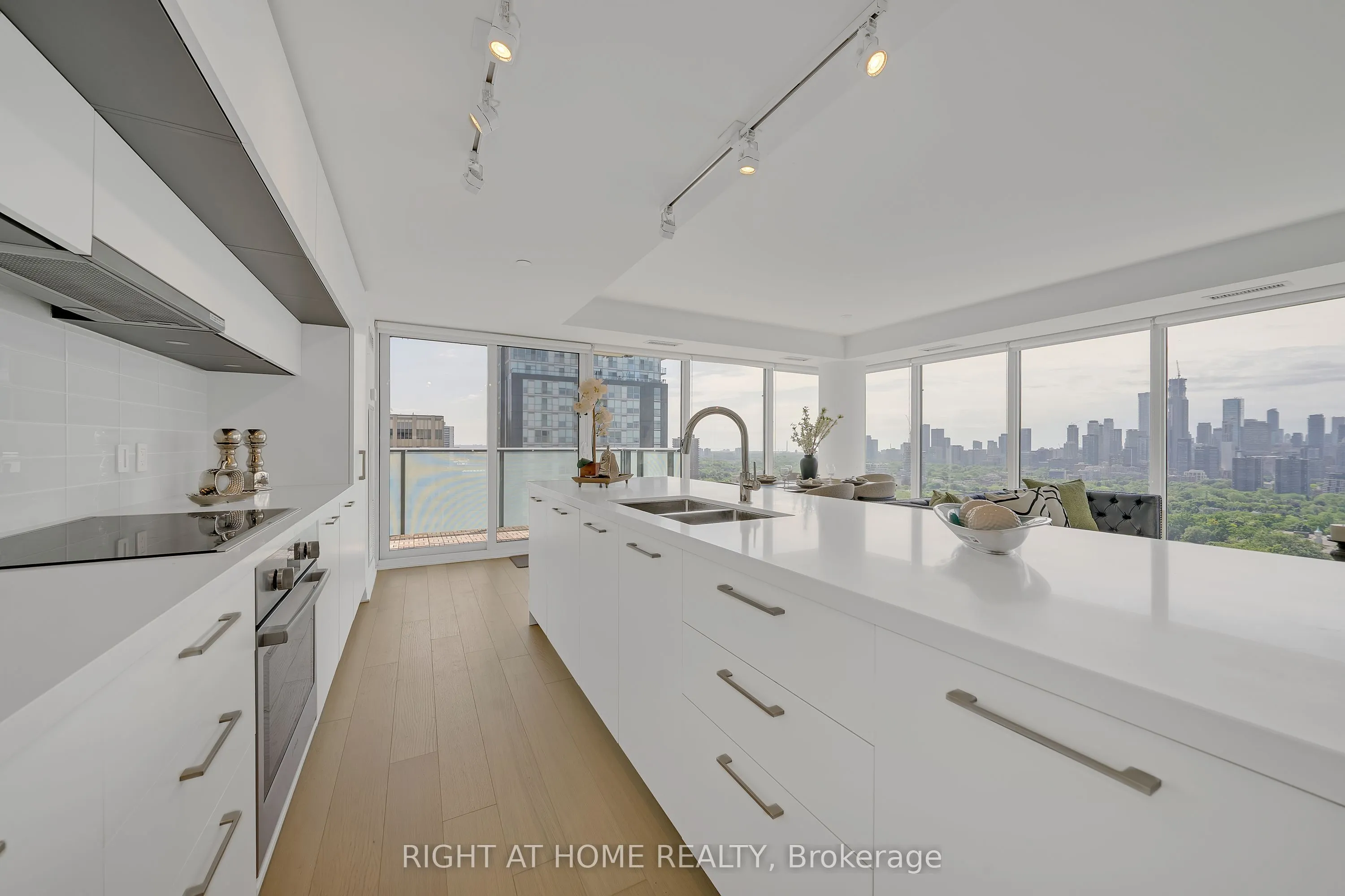 99 Foxbar Road, #2110