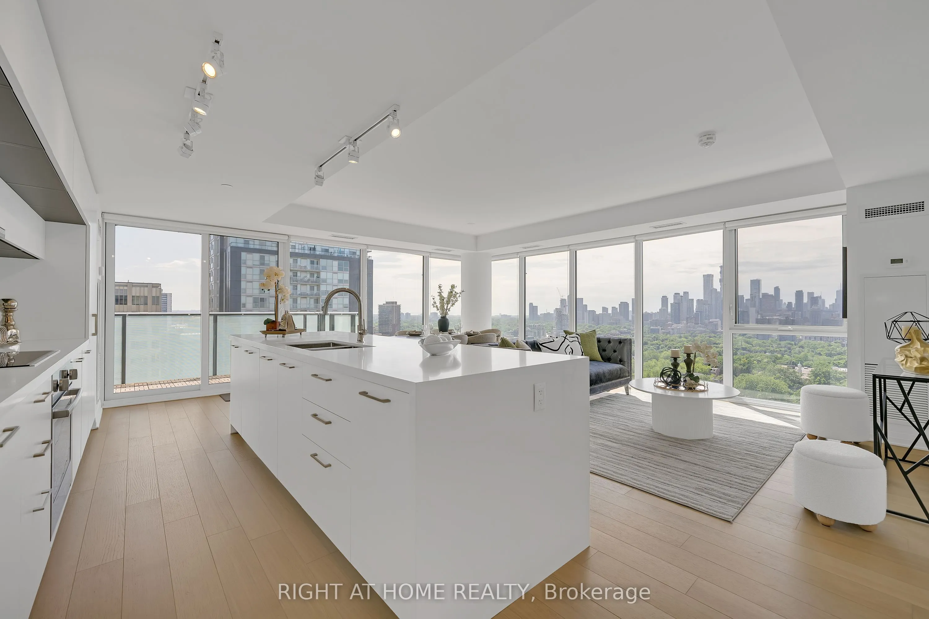 99 Foxbar Road, #2110