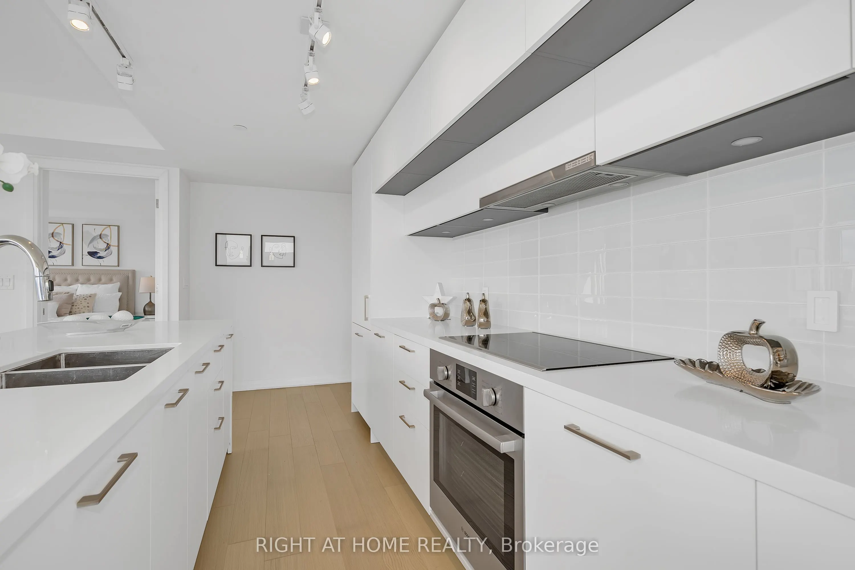 99 Foxbar Road, #2110