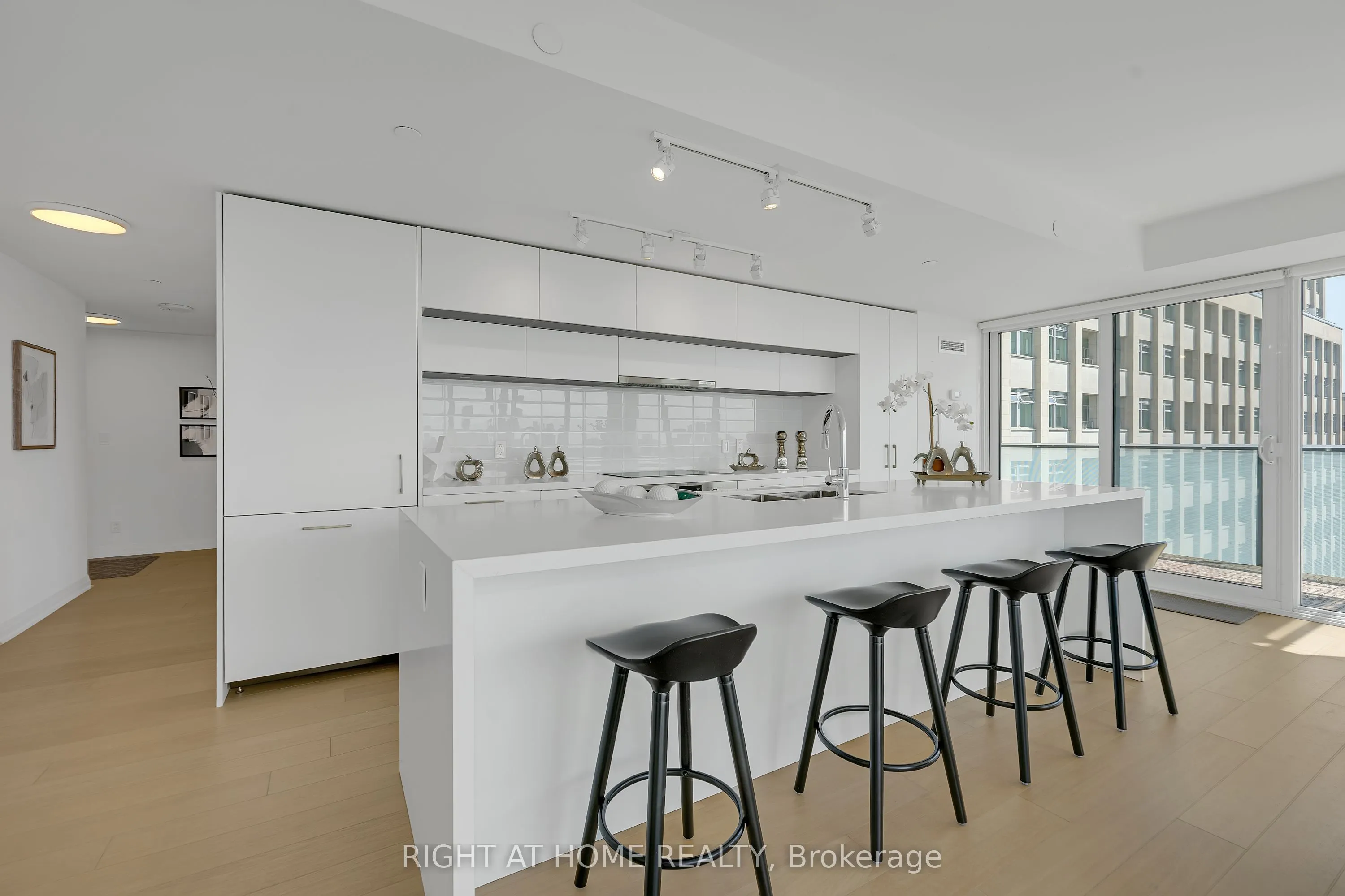 99 Foxbar Road, #2110