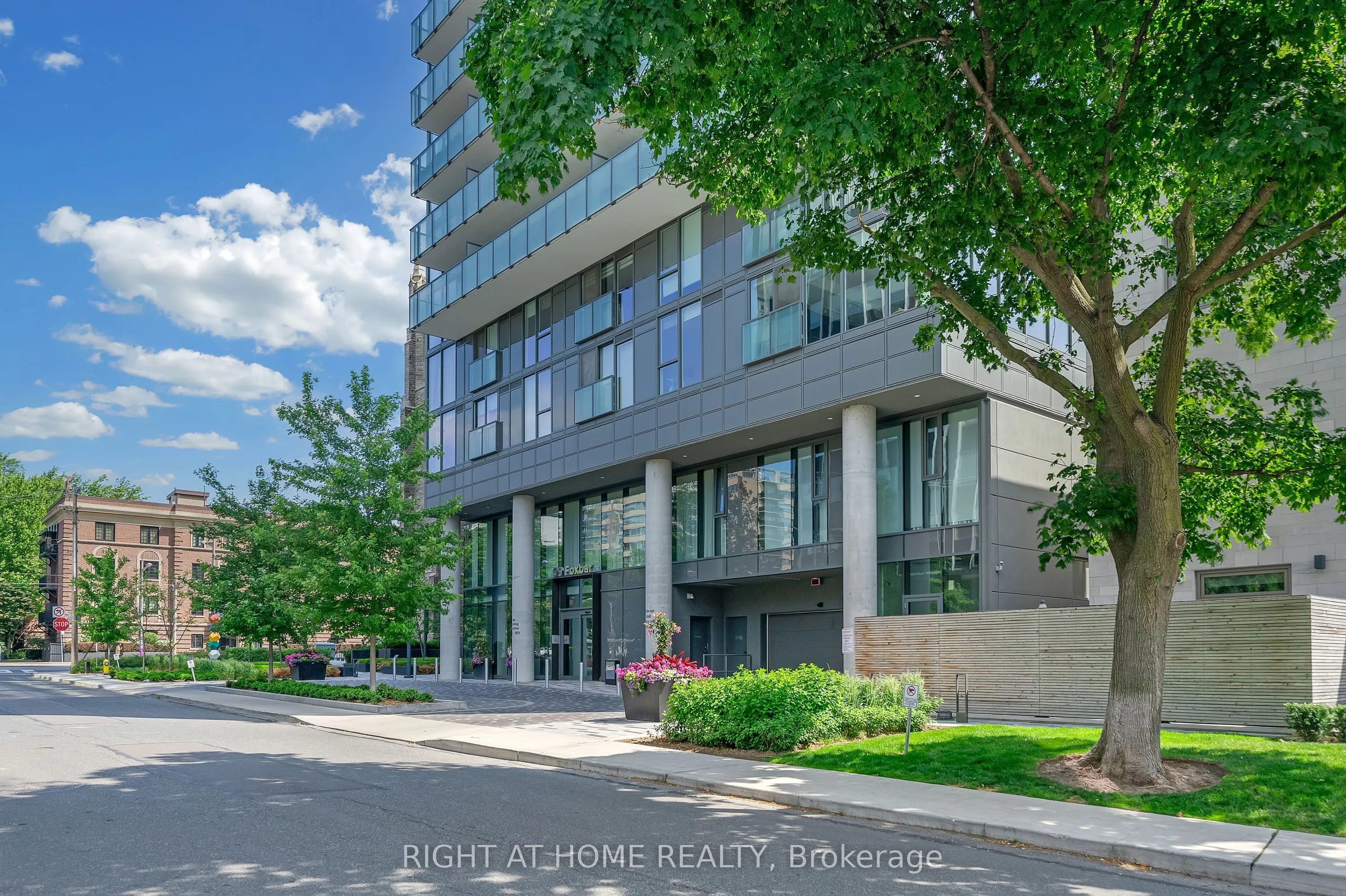 99 Foxbar Road, #2110