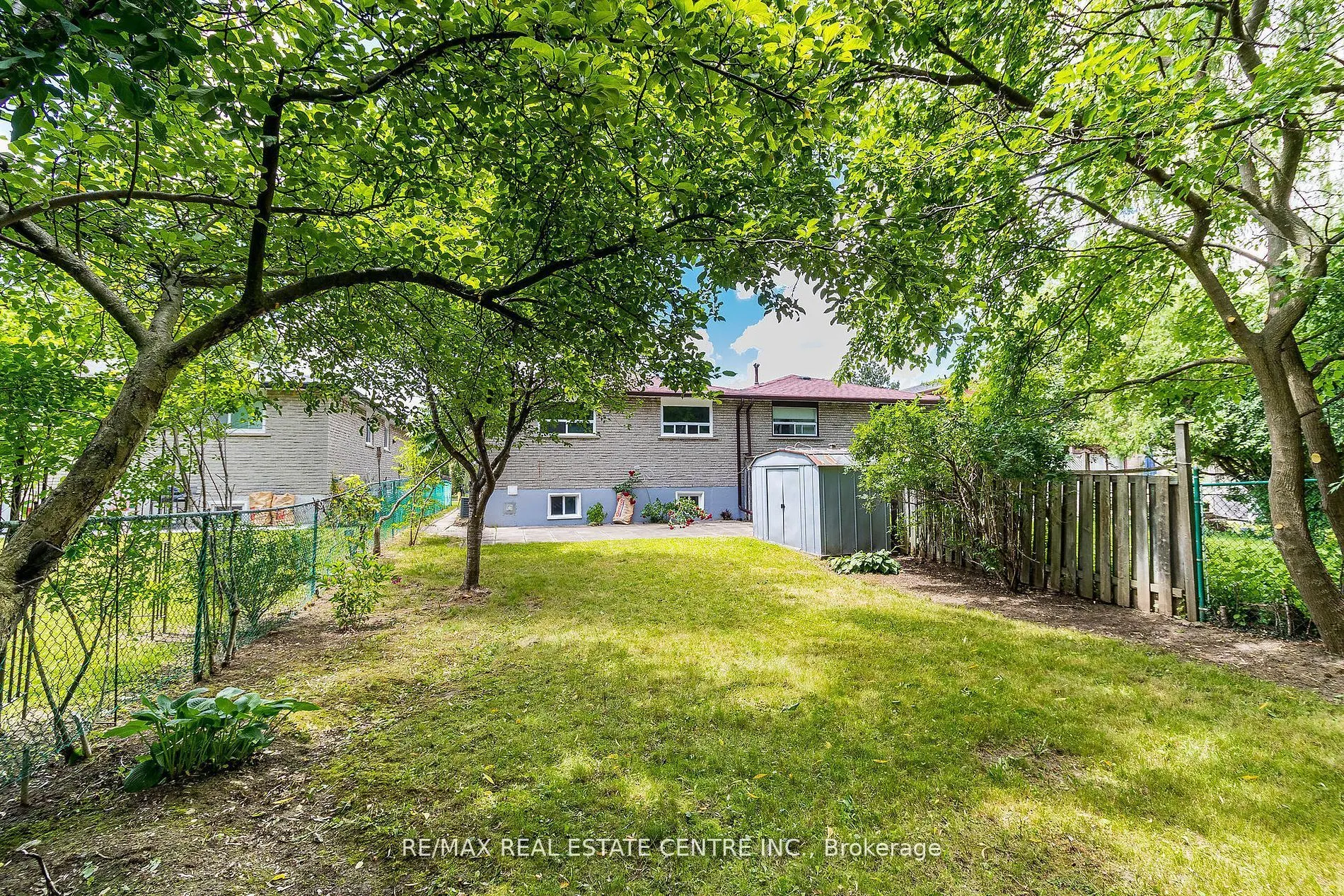114 Sexton Crescent