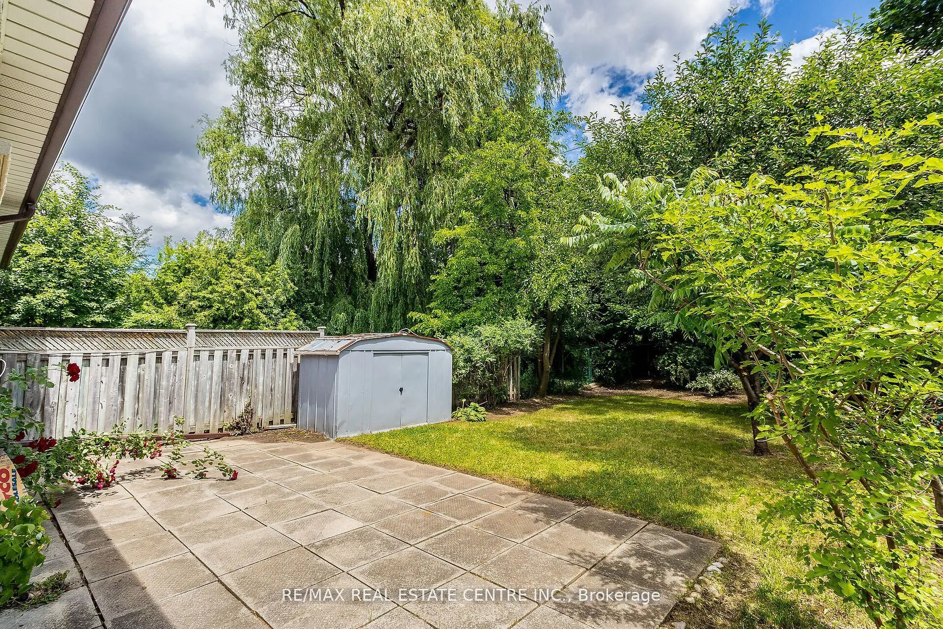 114 Sexton Crescent