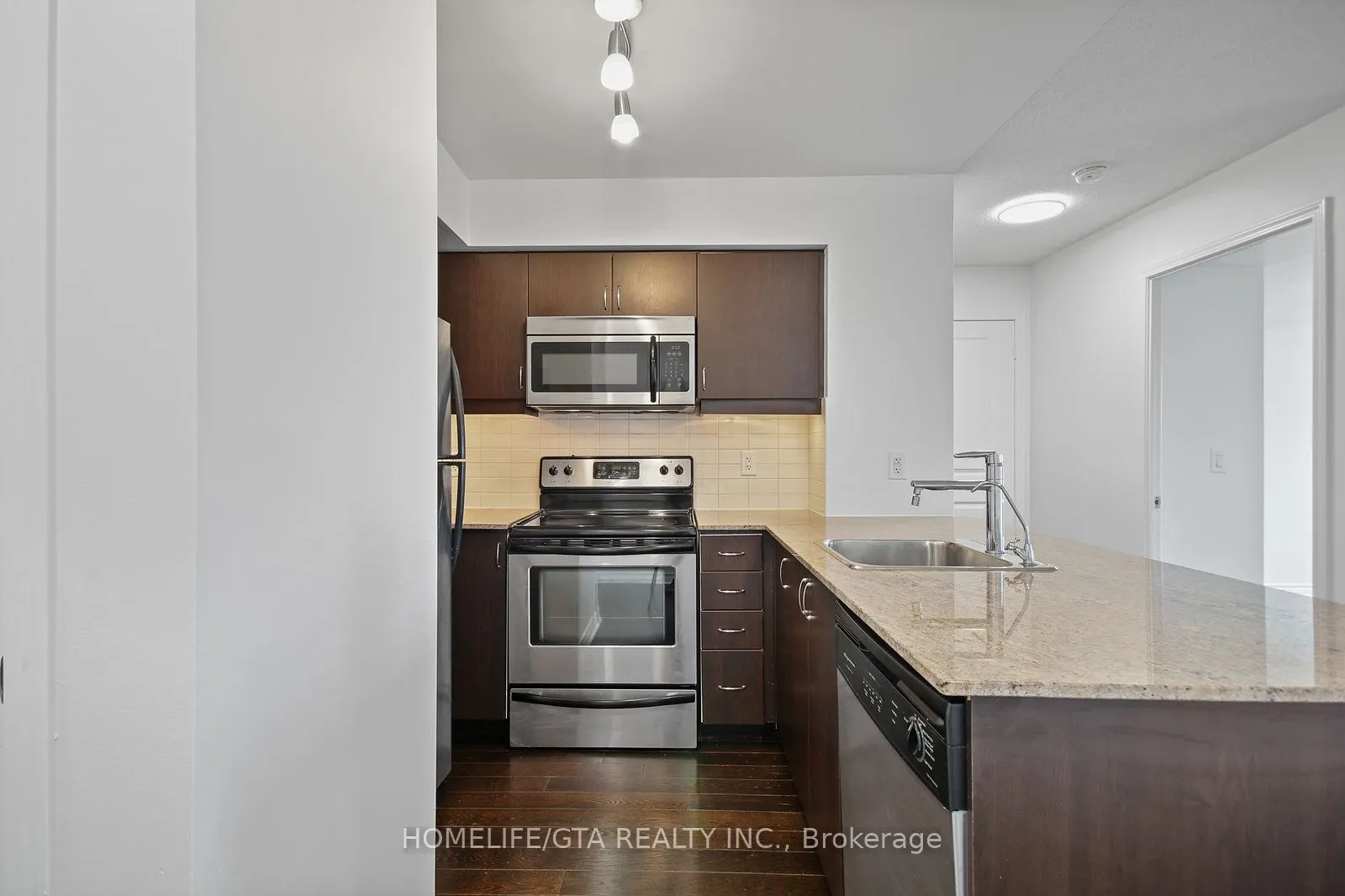 27 Rean Drive #524