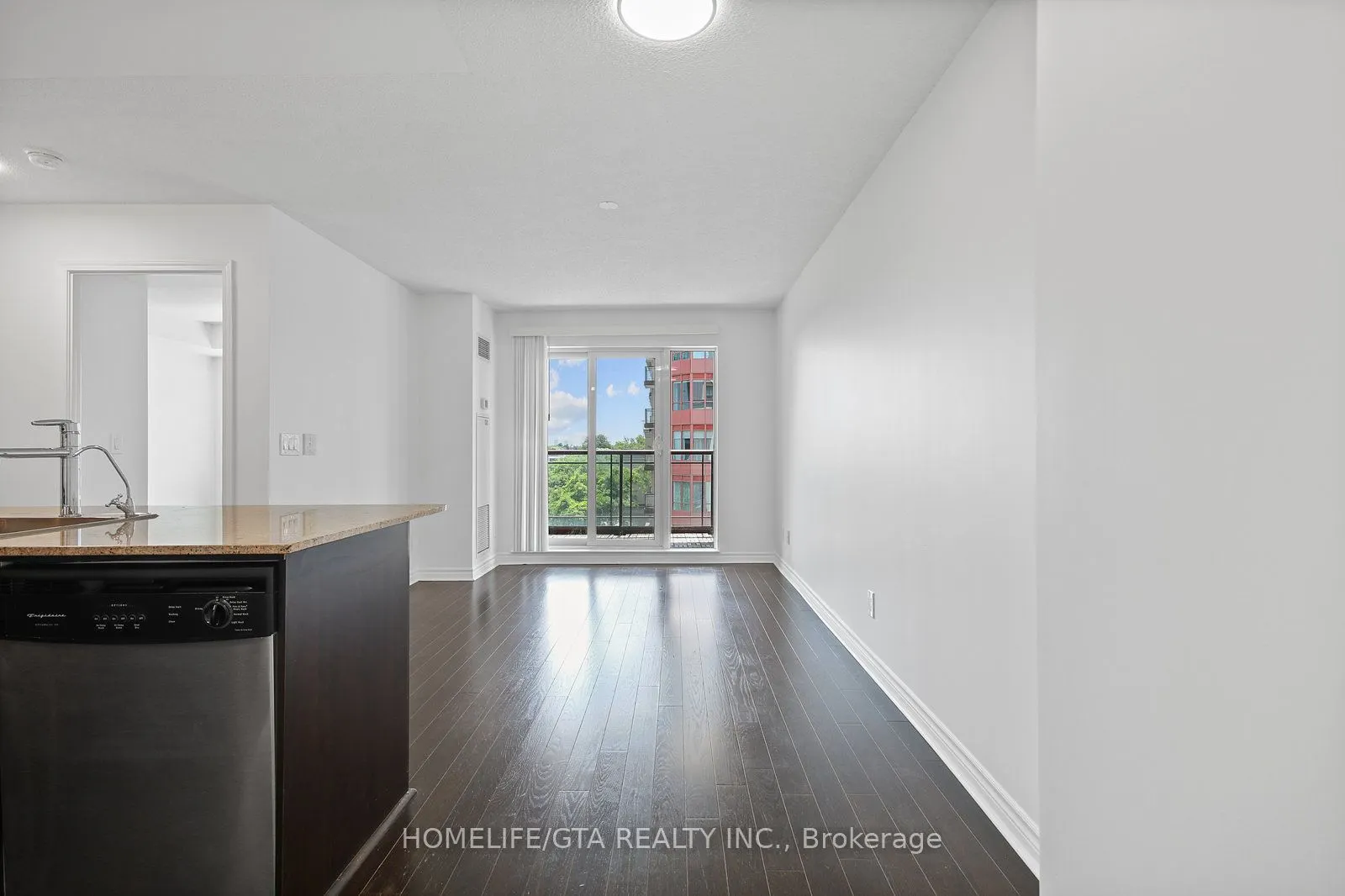 27 Rean Drive #524