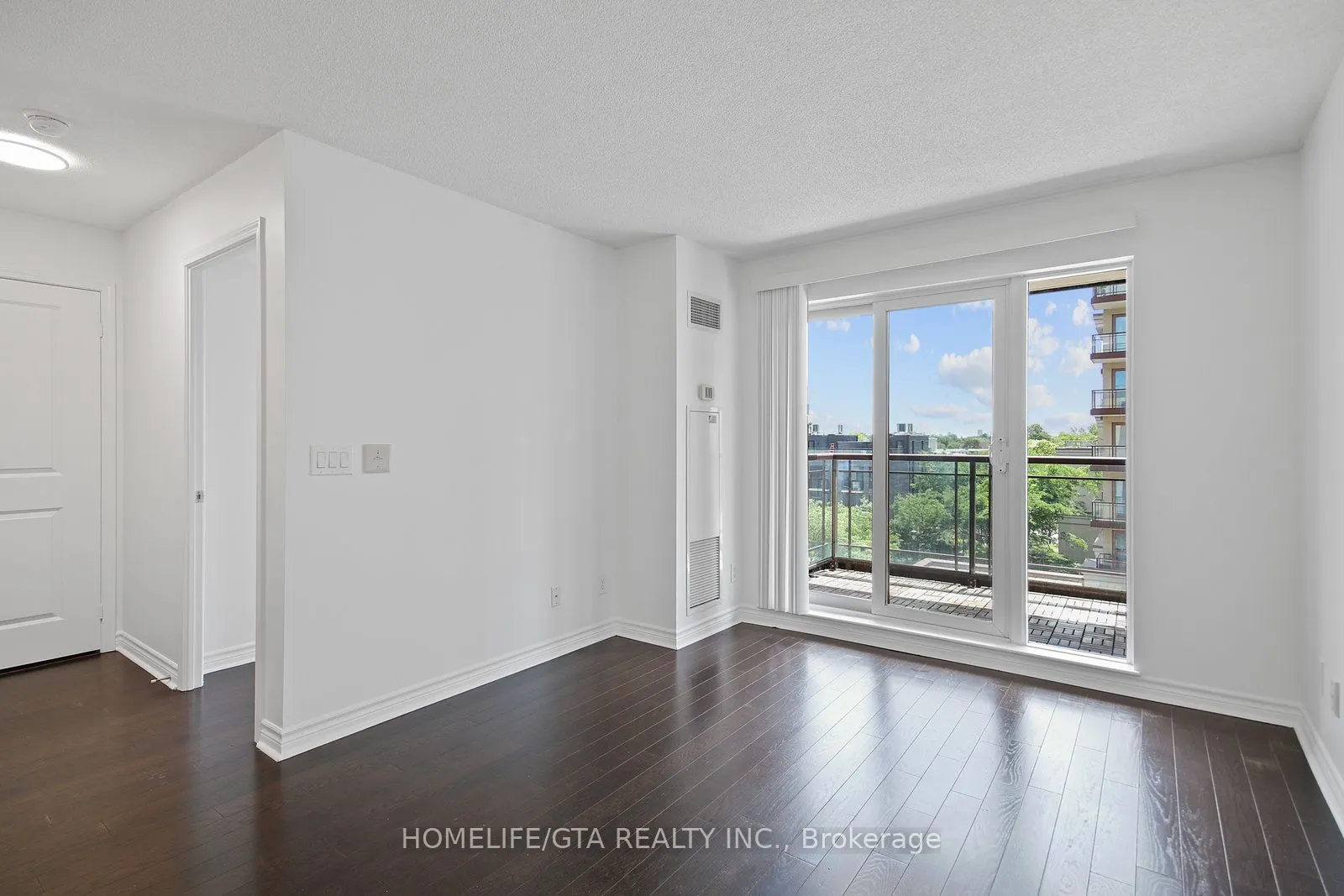 27 Rean Drive #524