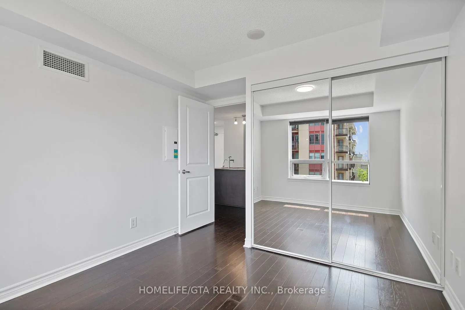 27 Rean Drive #524