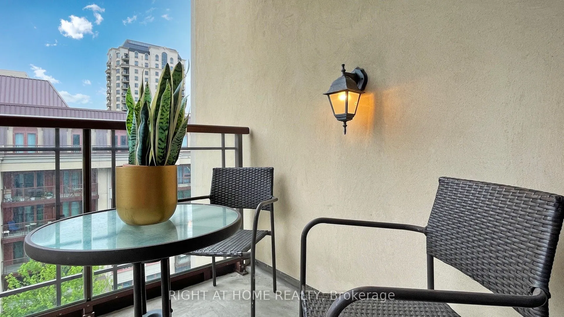 23 Rean Drive, #701
