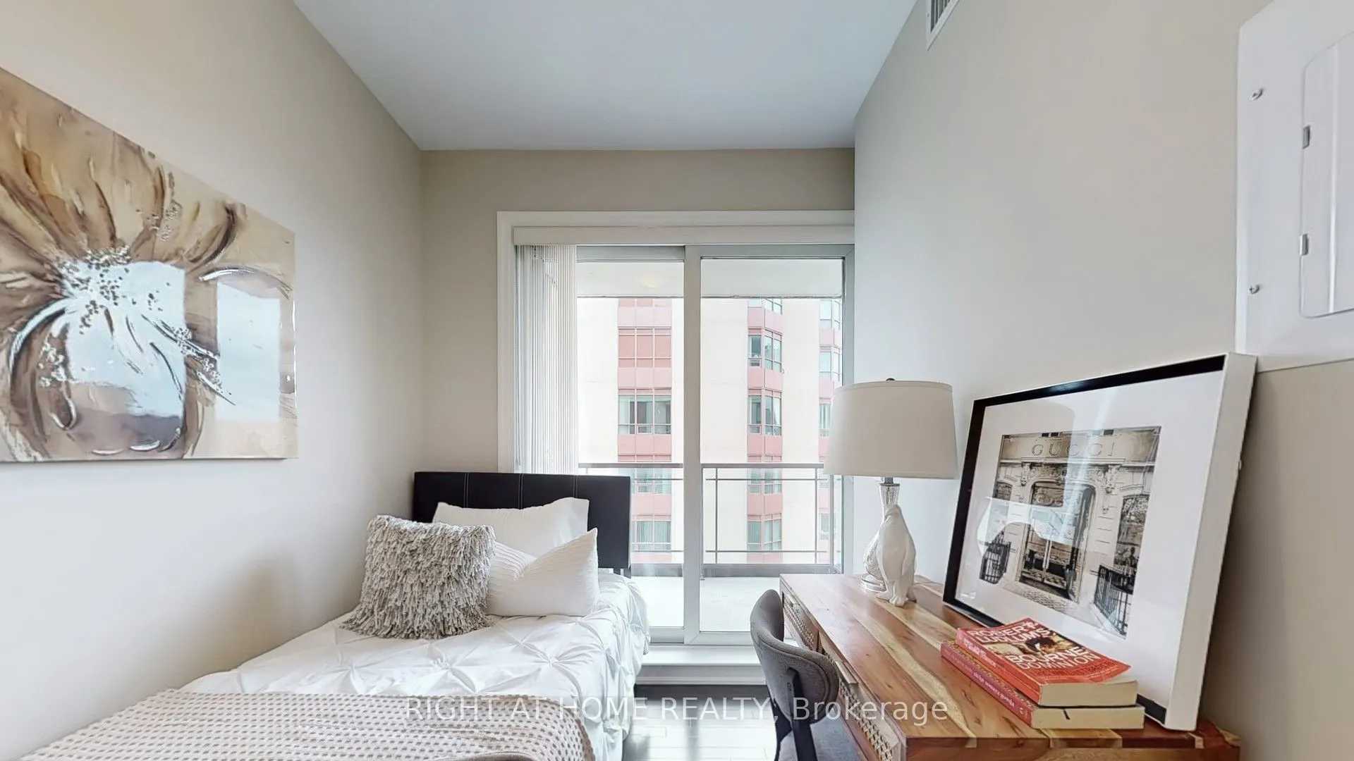 23 Rean Drive, #701