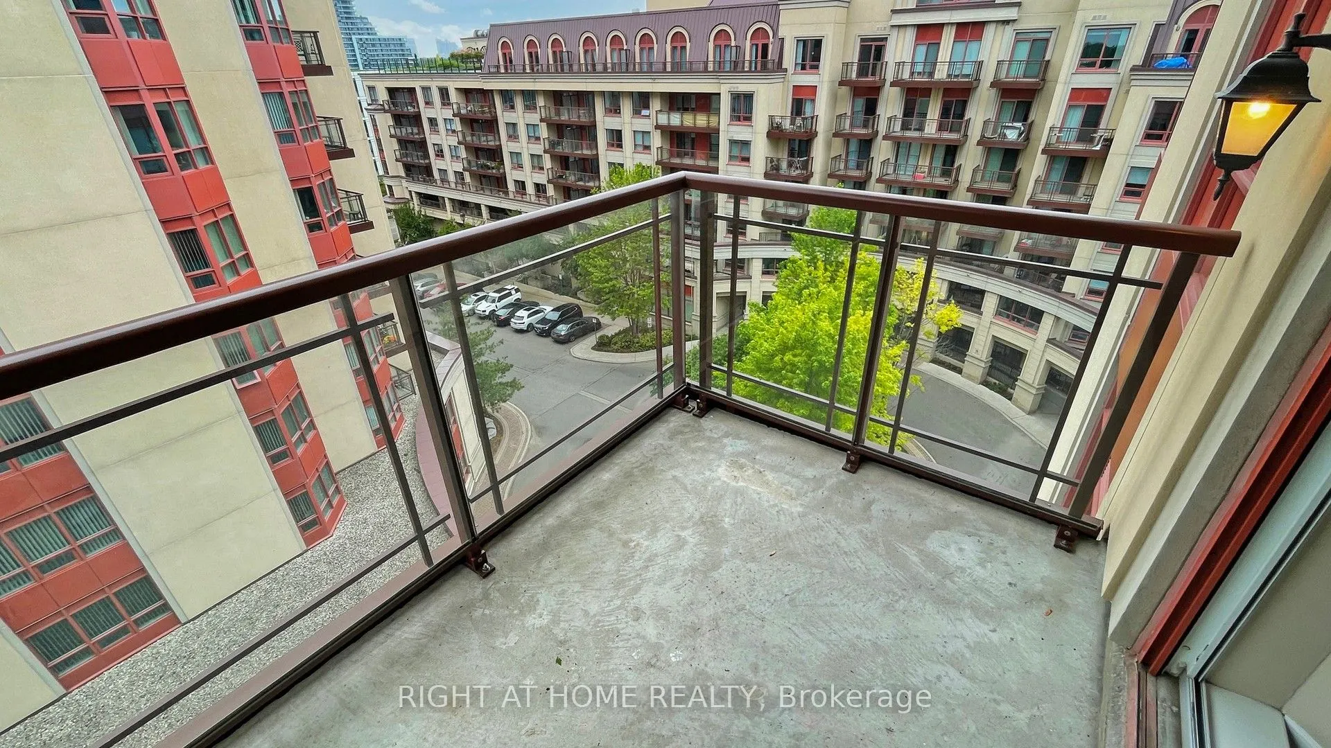 23 Rean Drive, #701