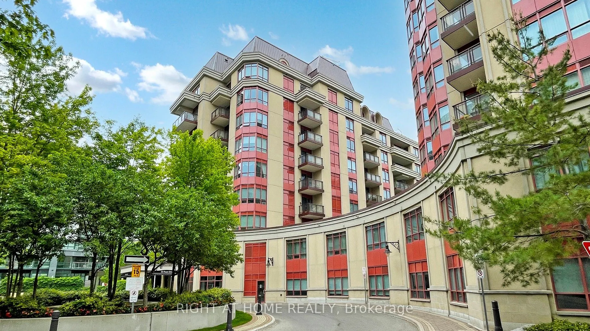 23 Rean Drive, #701