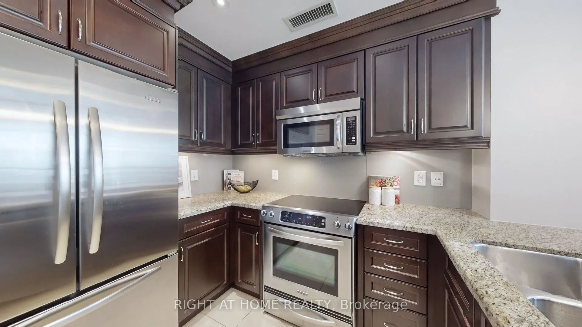 23 Rean Drive, #701