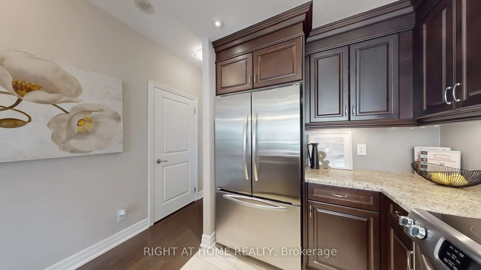 23 Rean Drive, #701