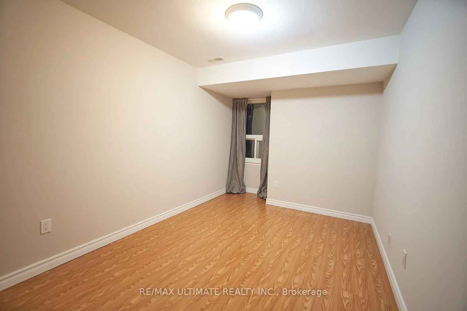 35 Longboat Avenue, #Upper