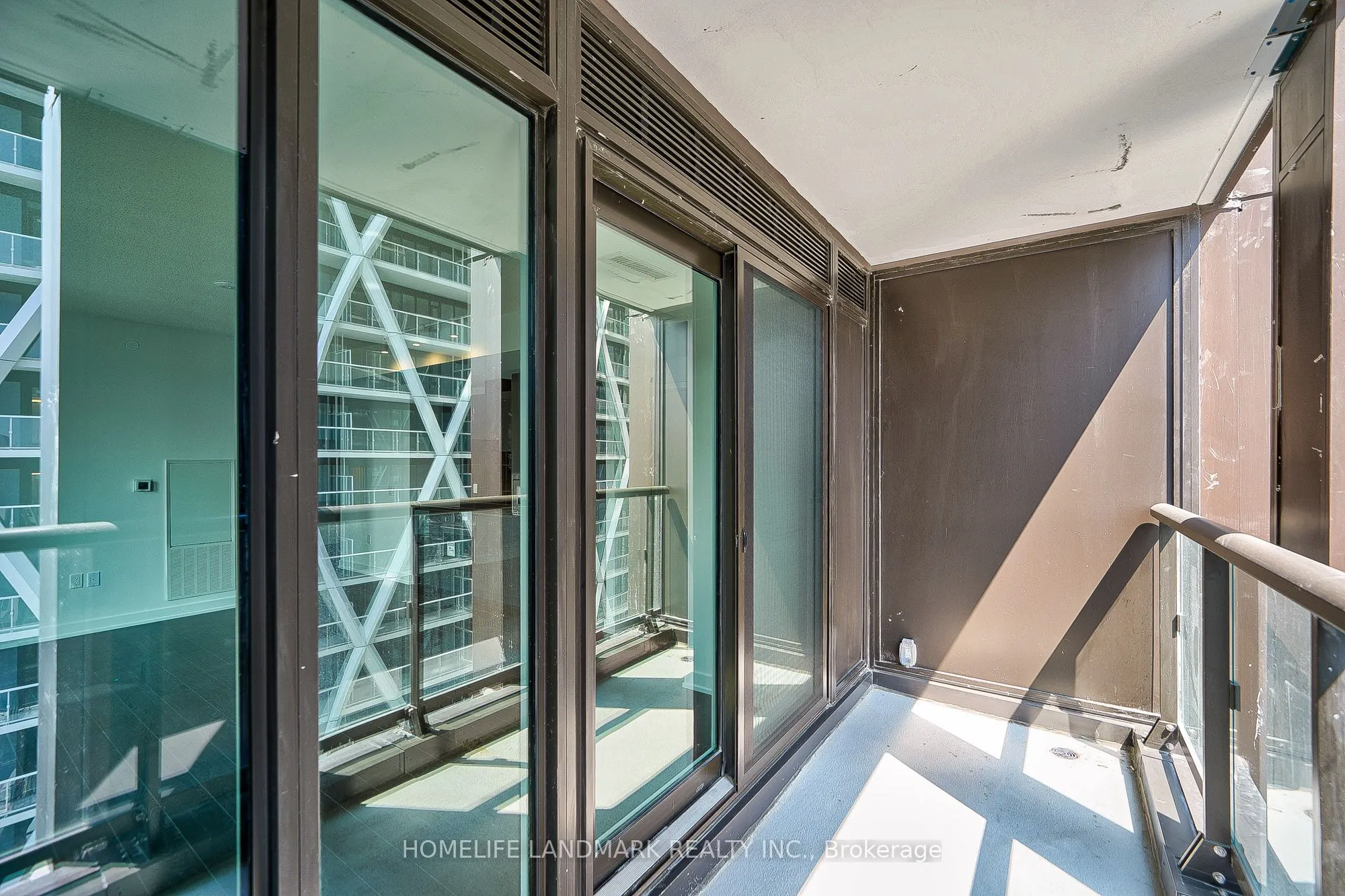 238 Simcoe Street, #1908