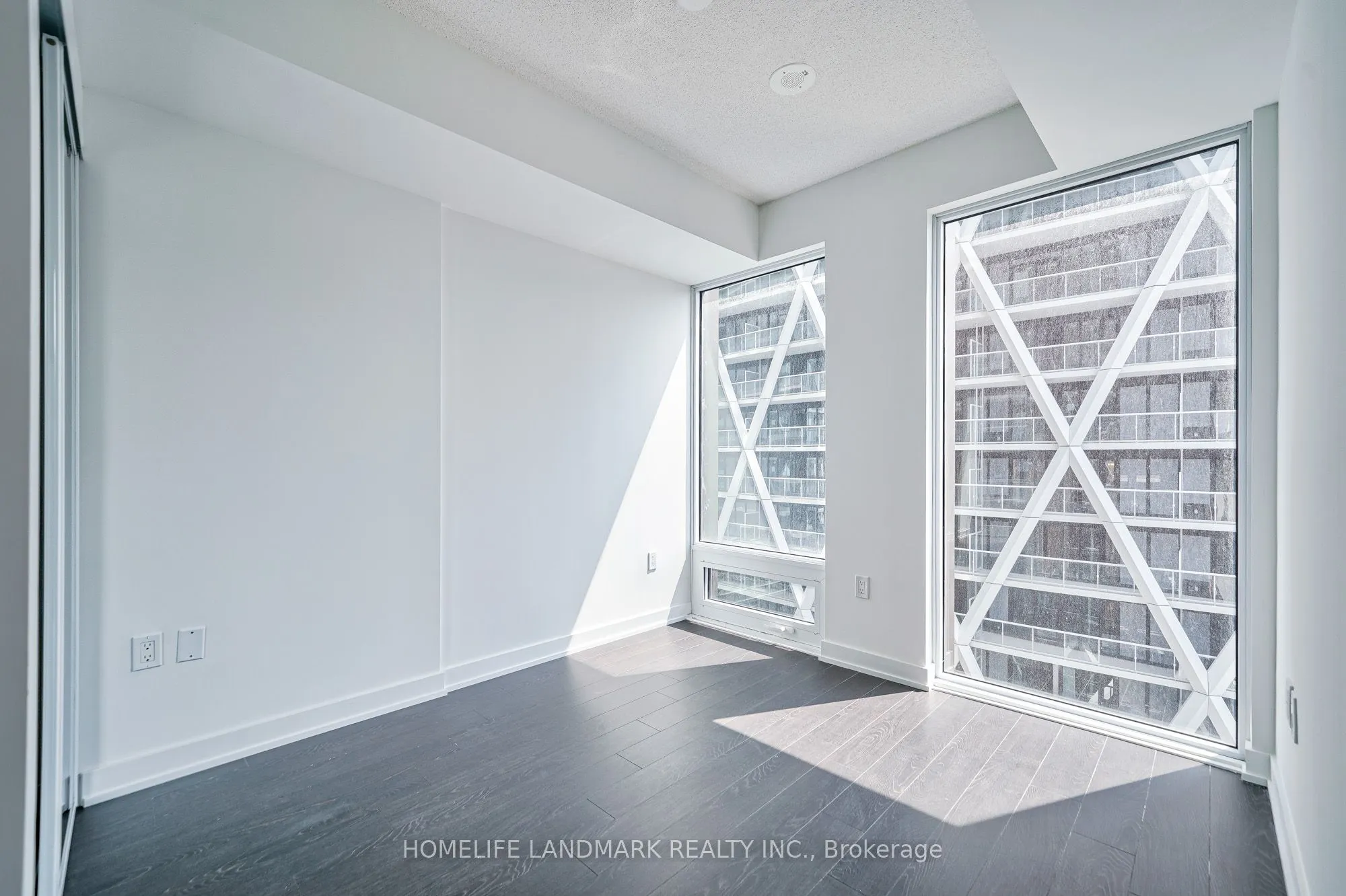 238 Simcoe Street, #1908