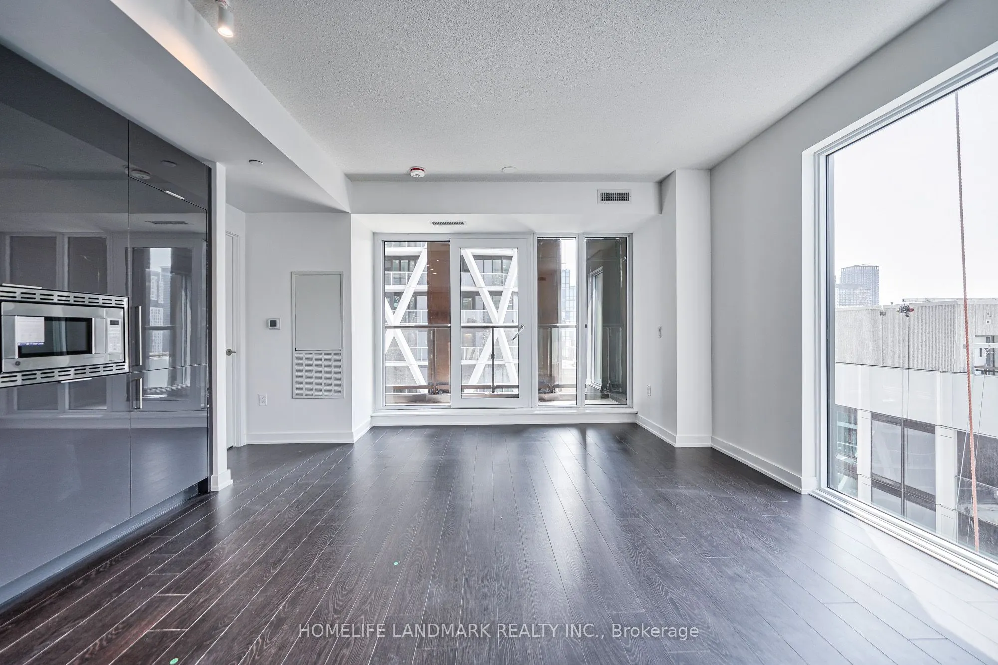 238 Simcoe Street, #1908