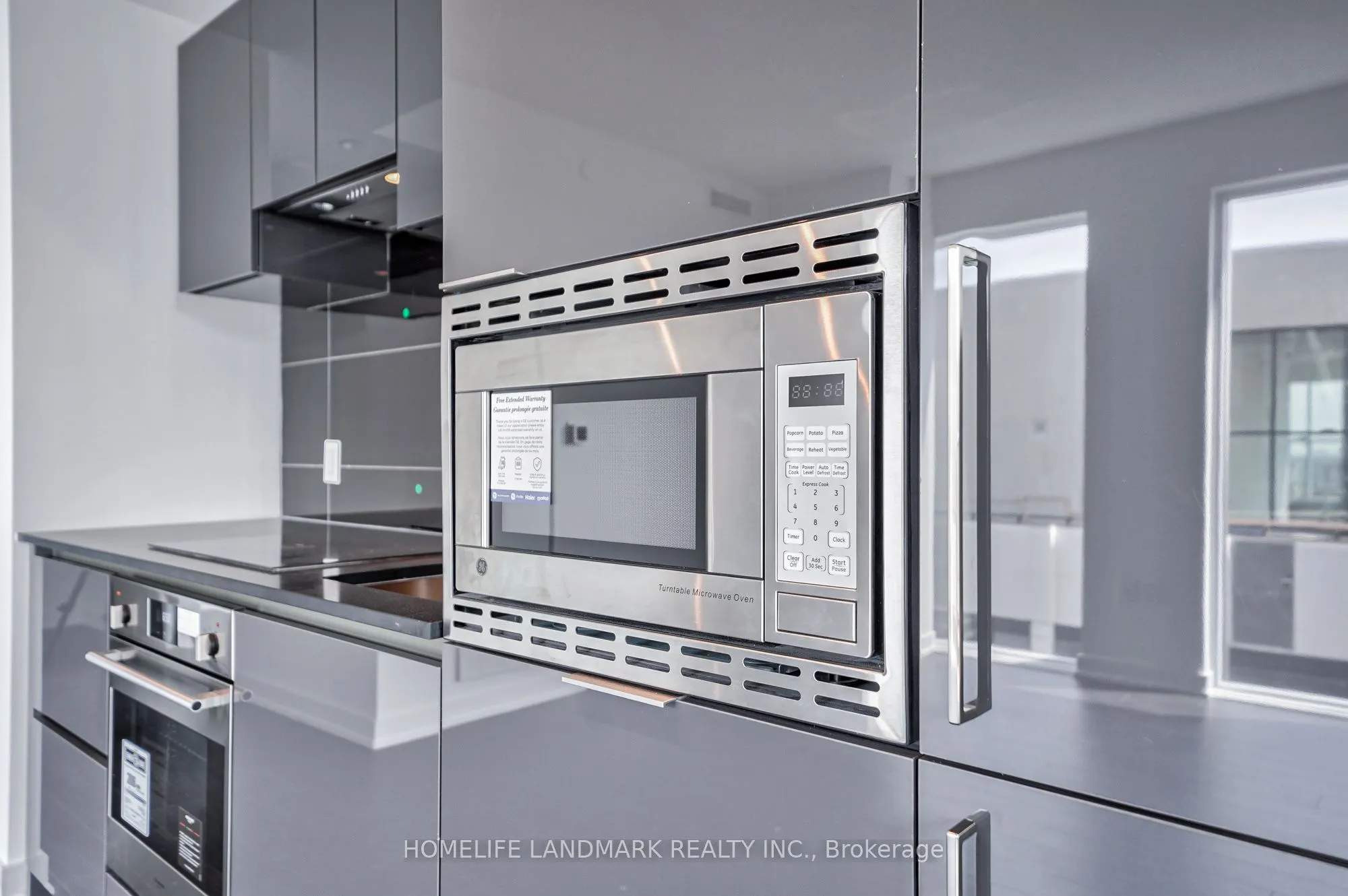 238 Simcoe Street, #1908