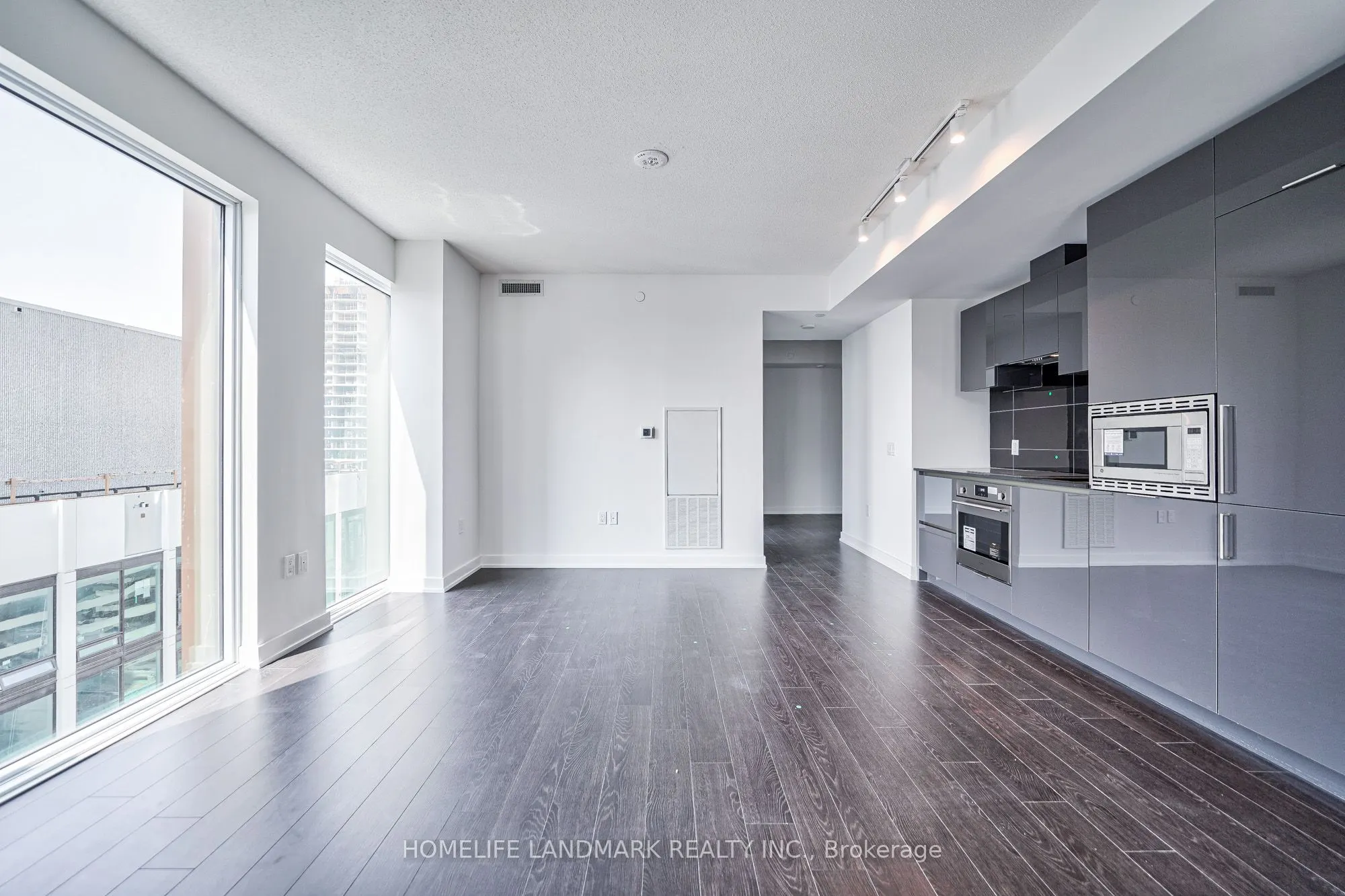 238 Simcoe Street, #1908