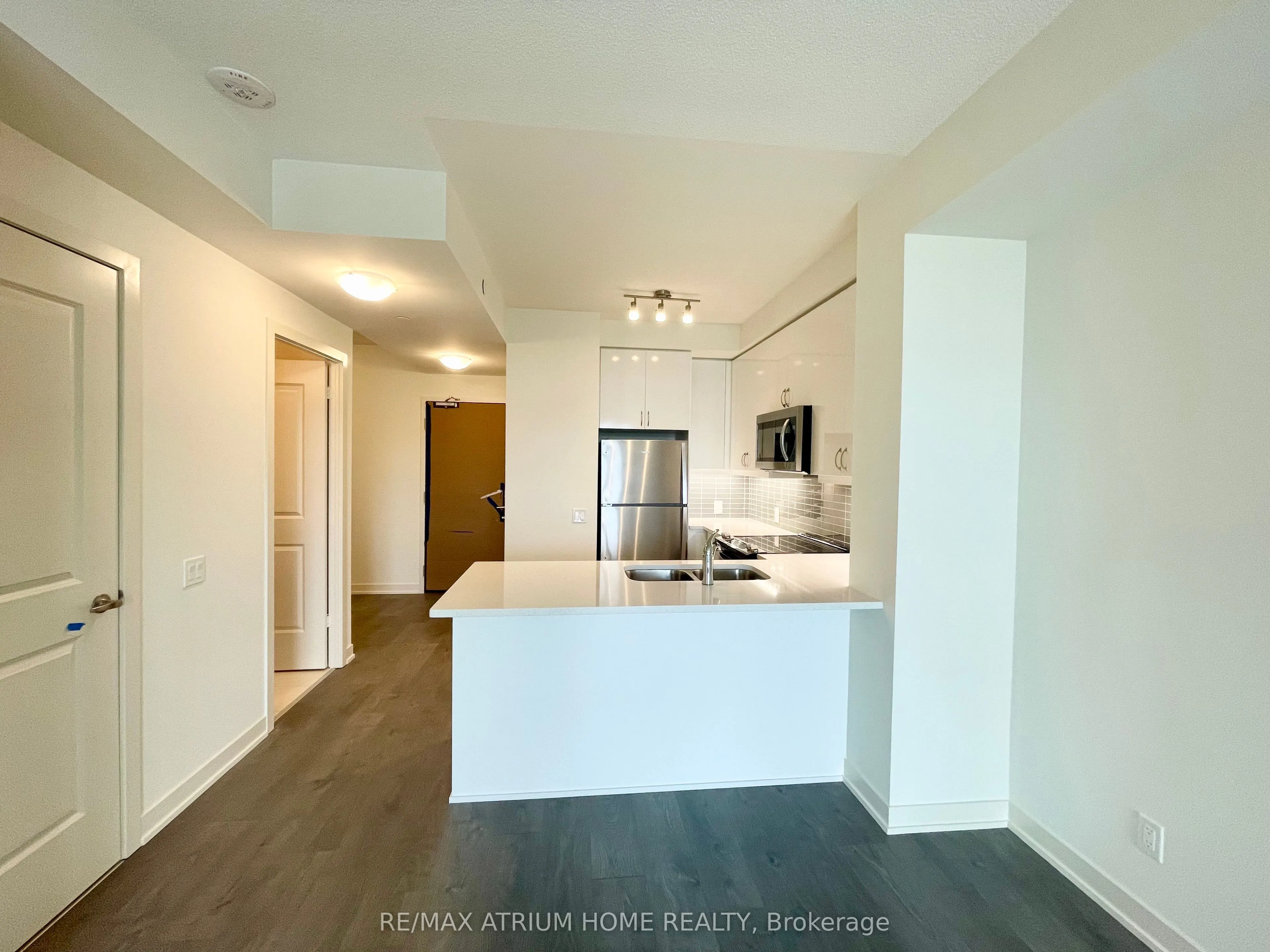 4955 Yonge Street, #2102