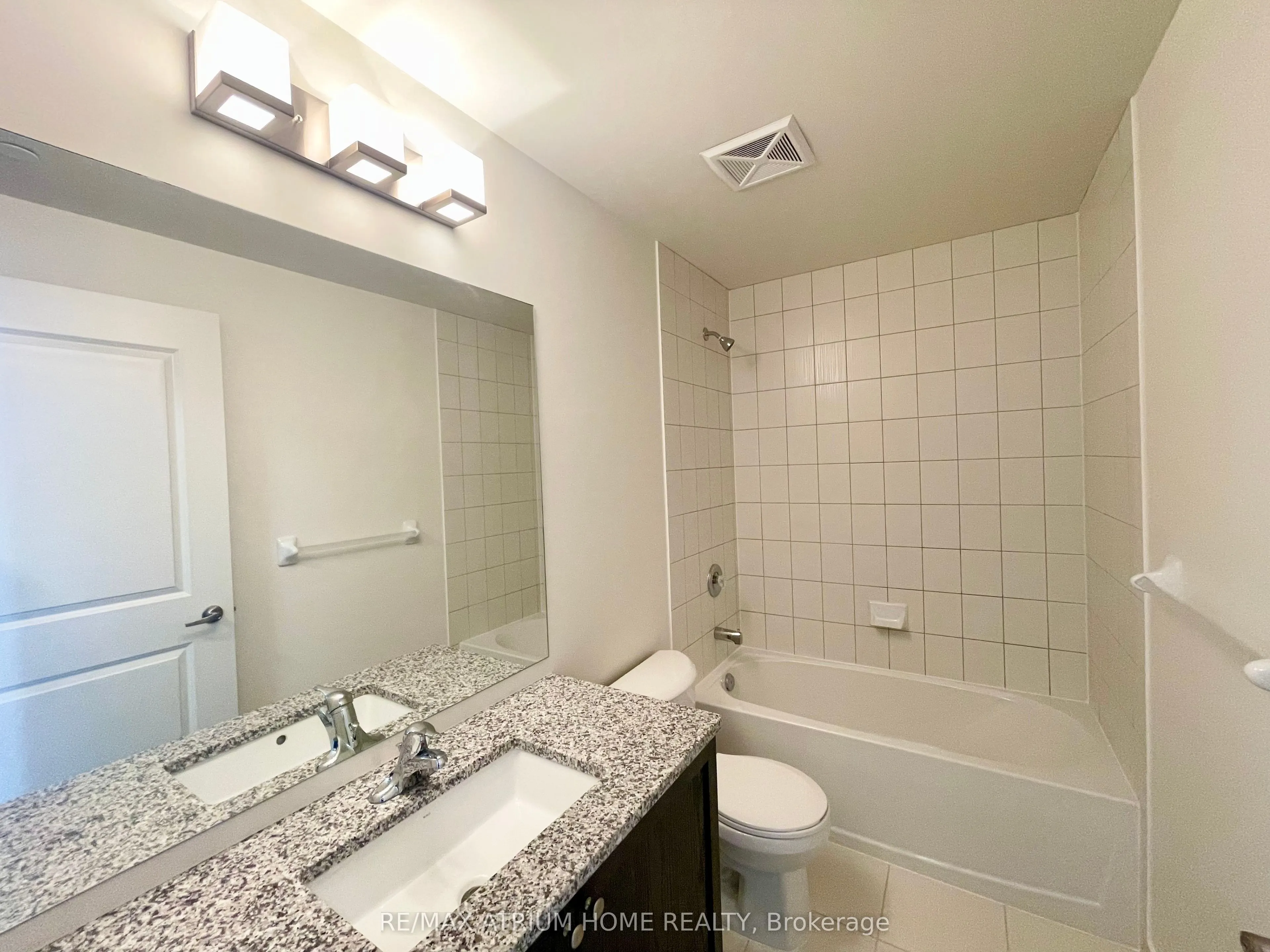 4955 Yonge Street, #2102