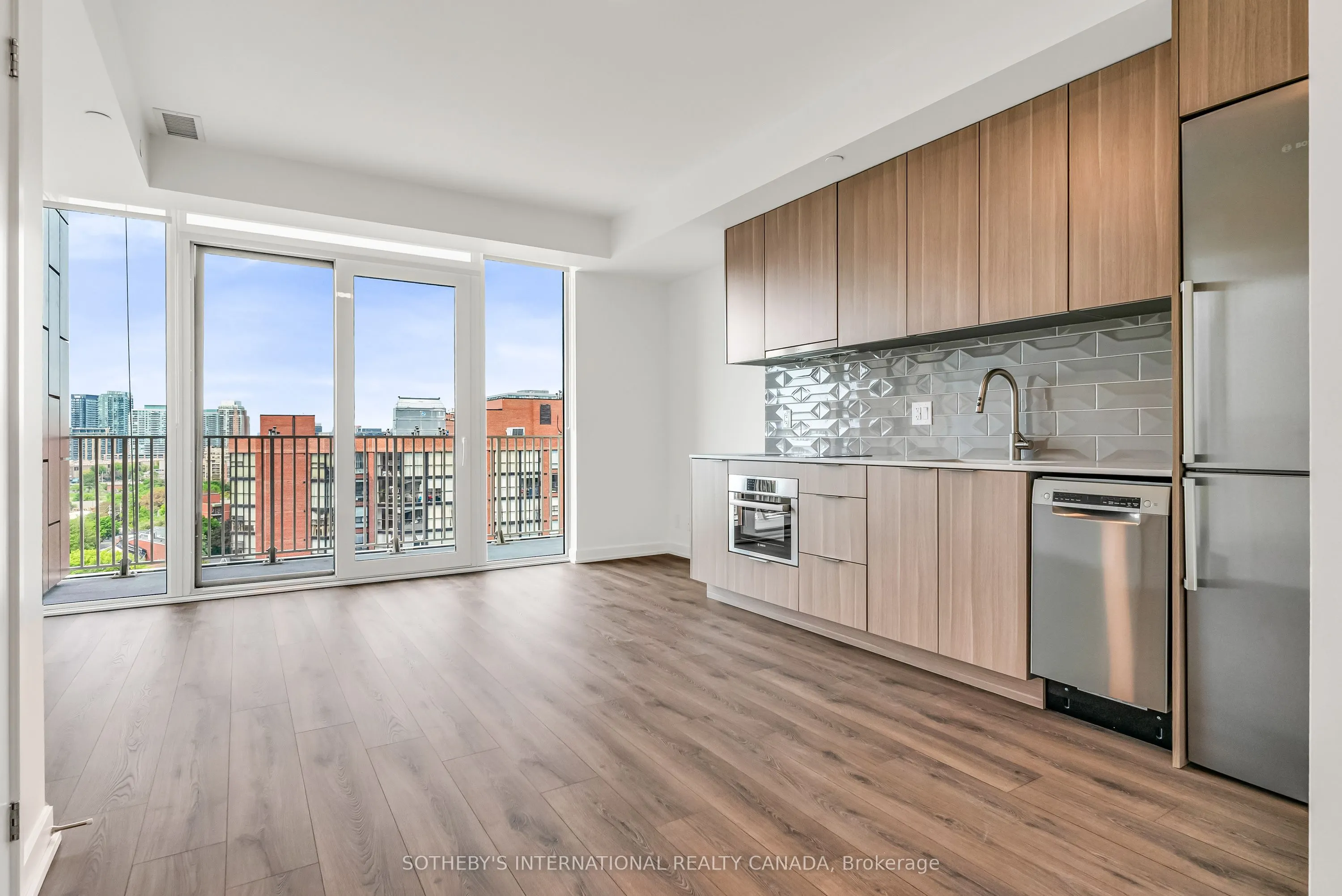 88 Bathurst Street, #1021
