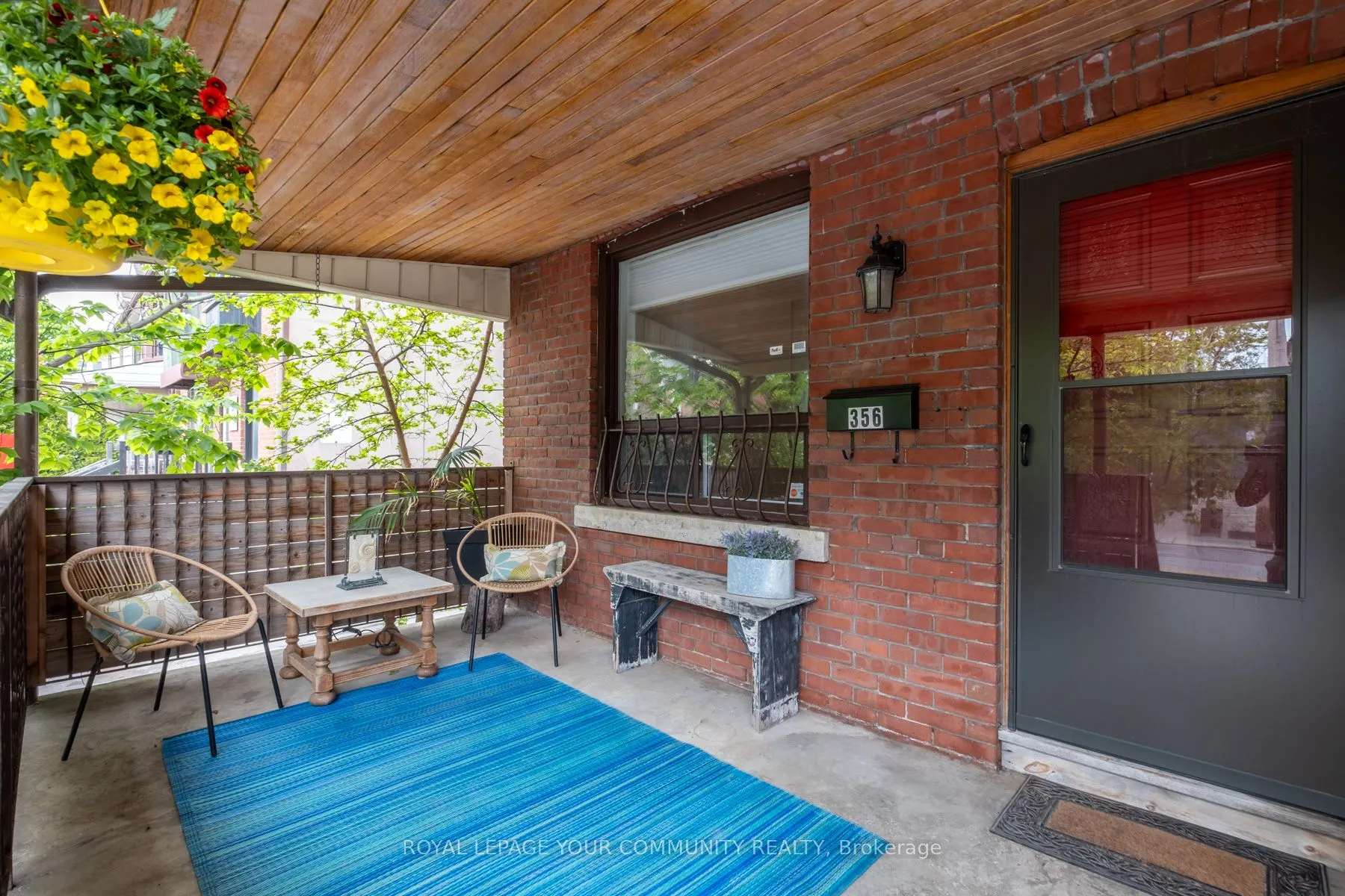 356 Dupont Street