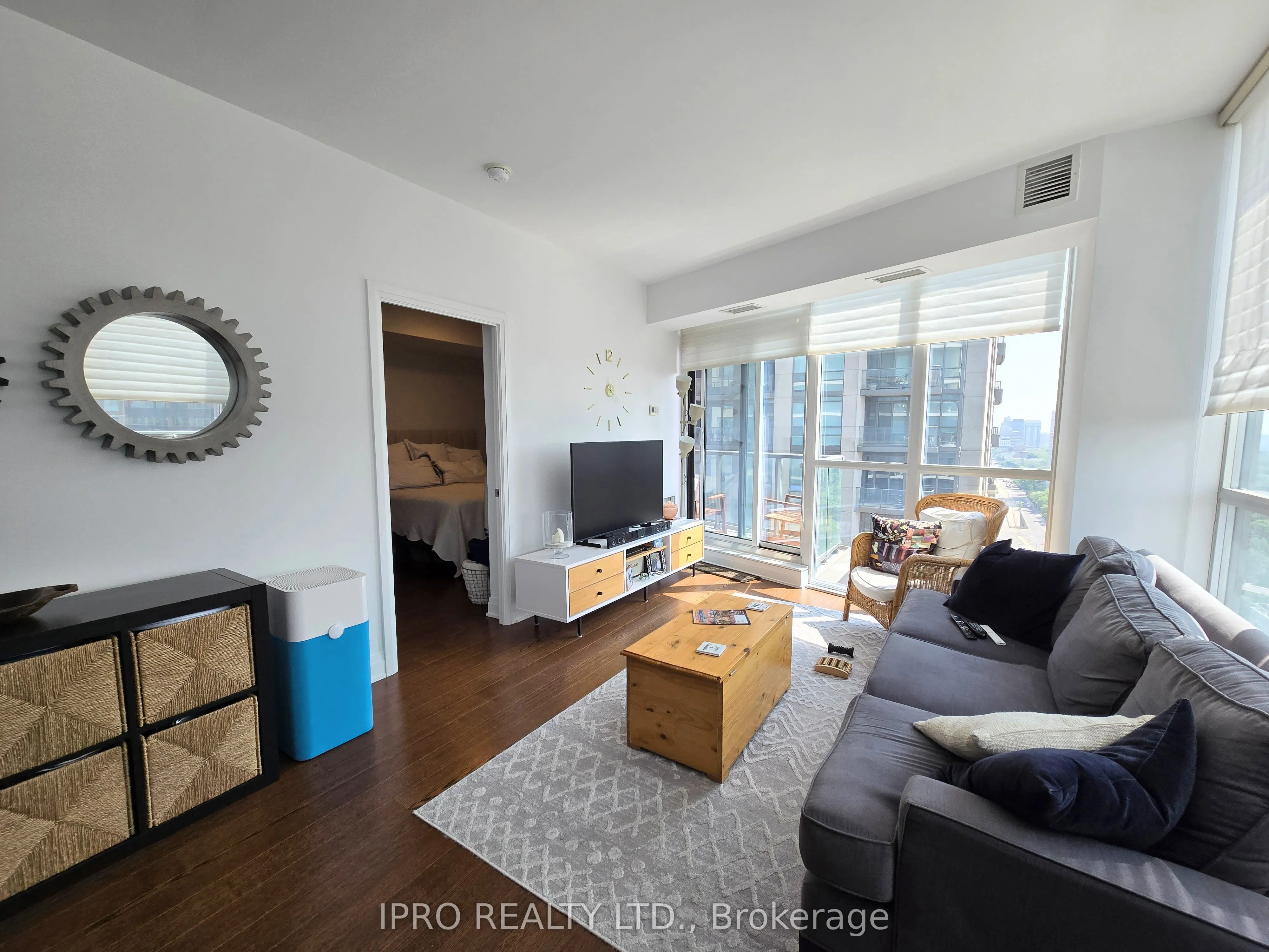 530 St. Clair Avenue W, #1607