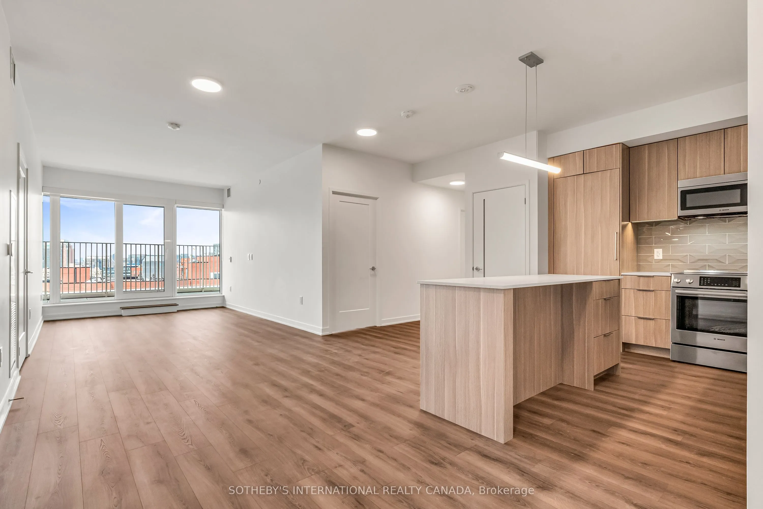 88 Bathurst Street, #1122