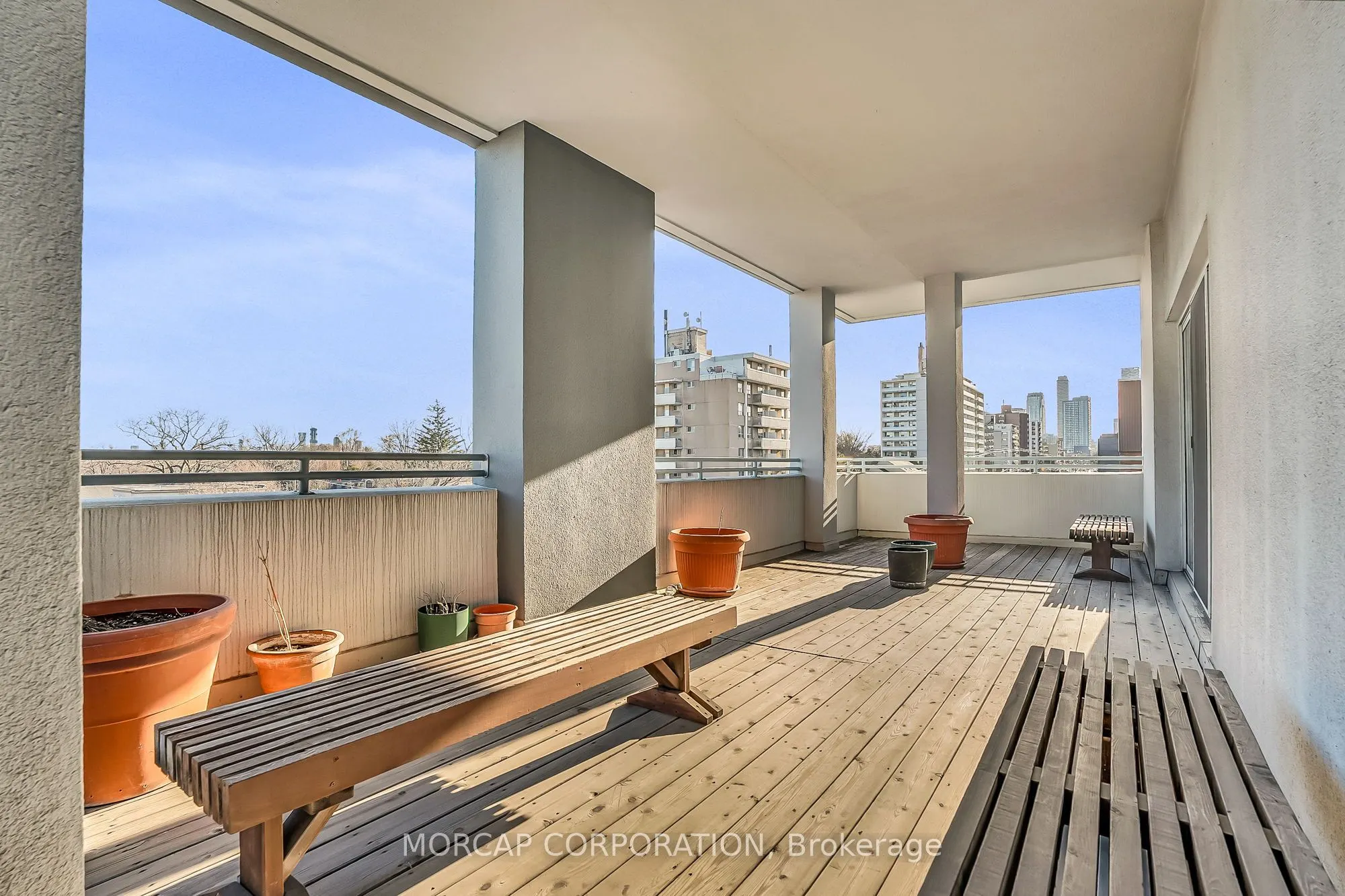 600 Eglinton Avenue E, #109