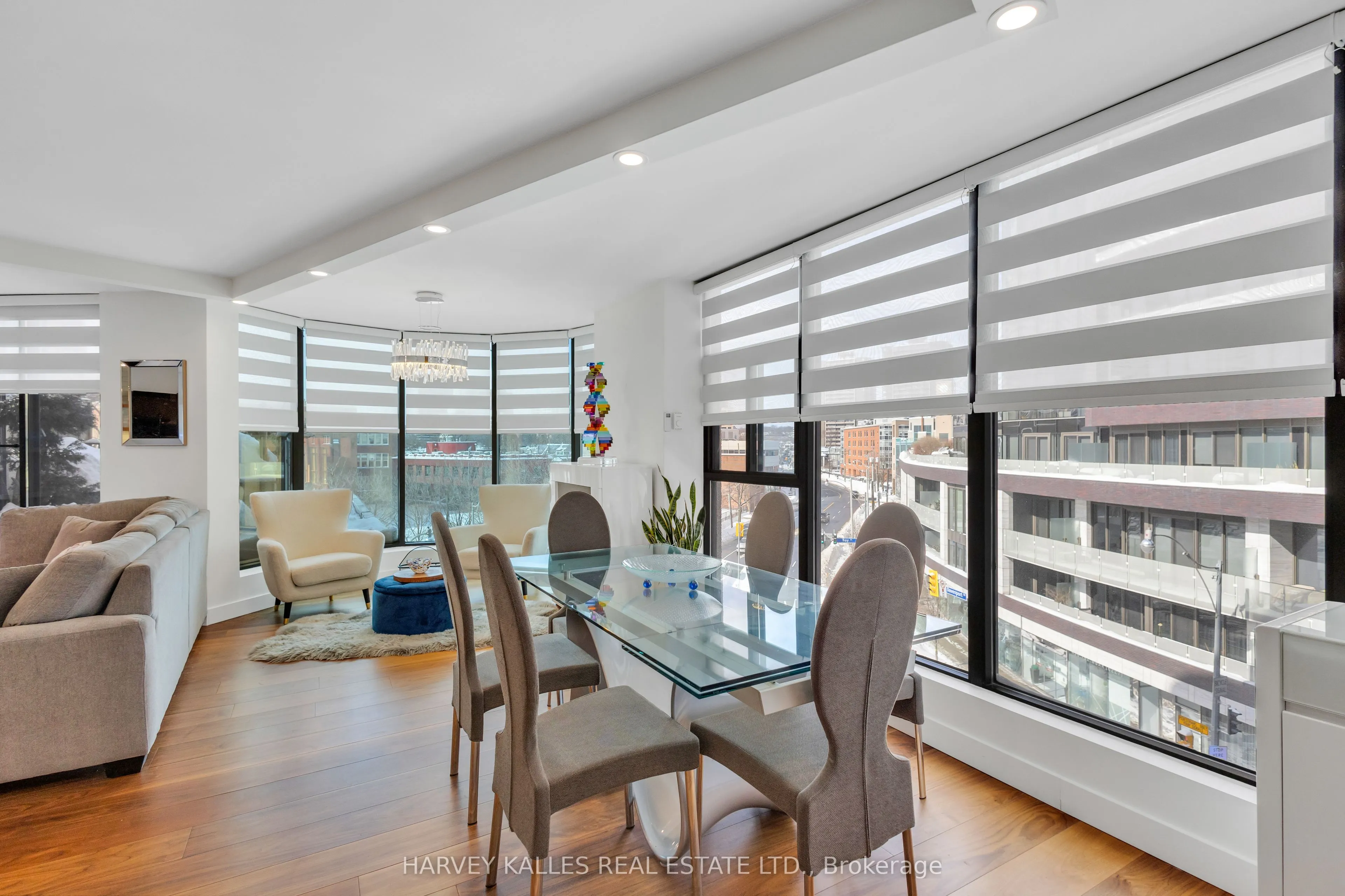 1331 Bay Street, #402