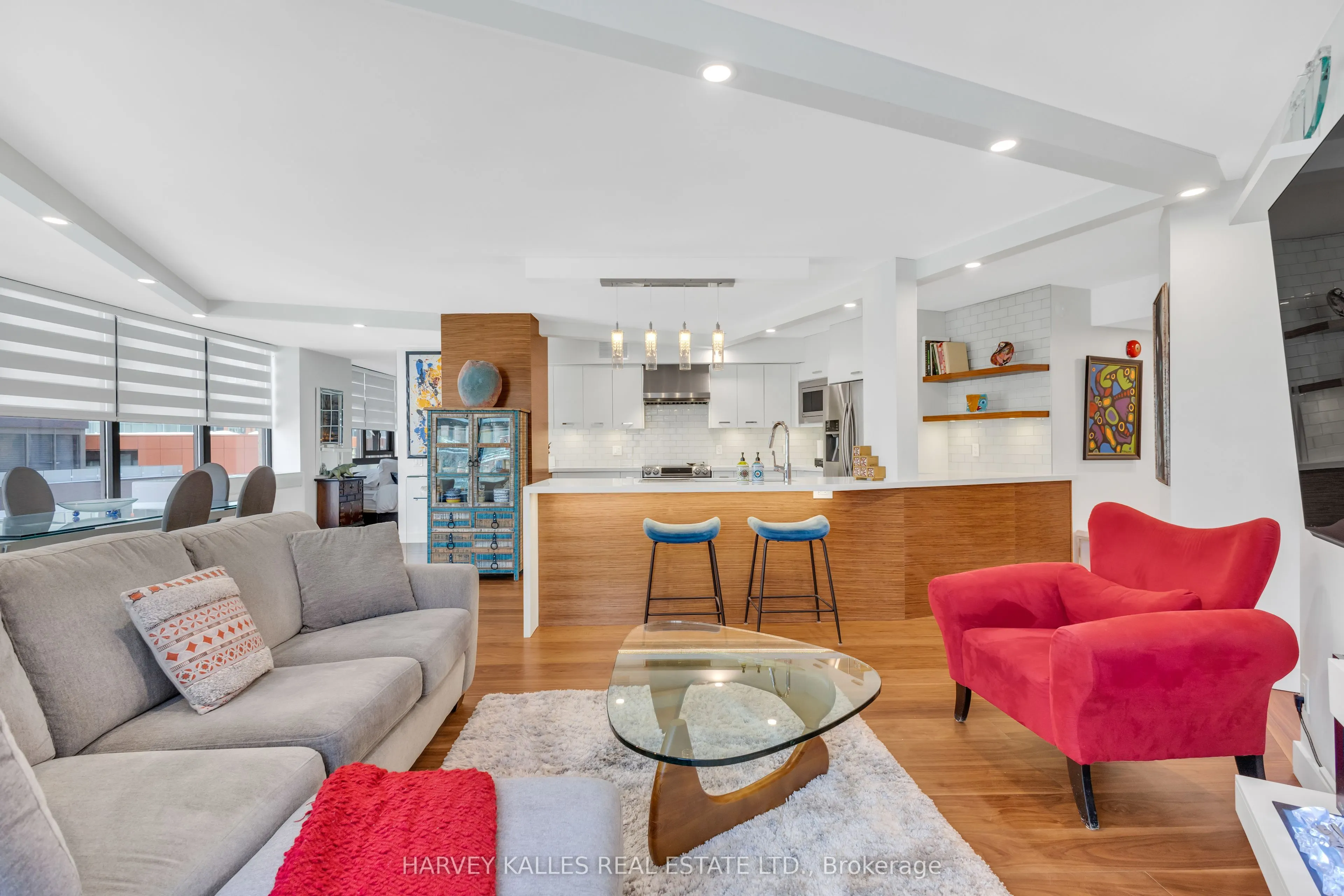 1331 Bay Street, #402