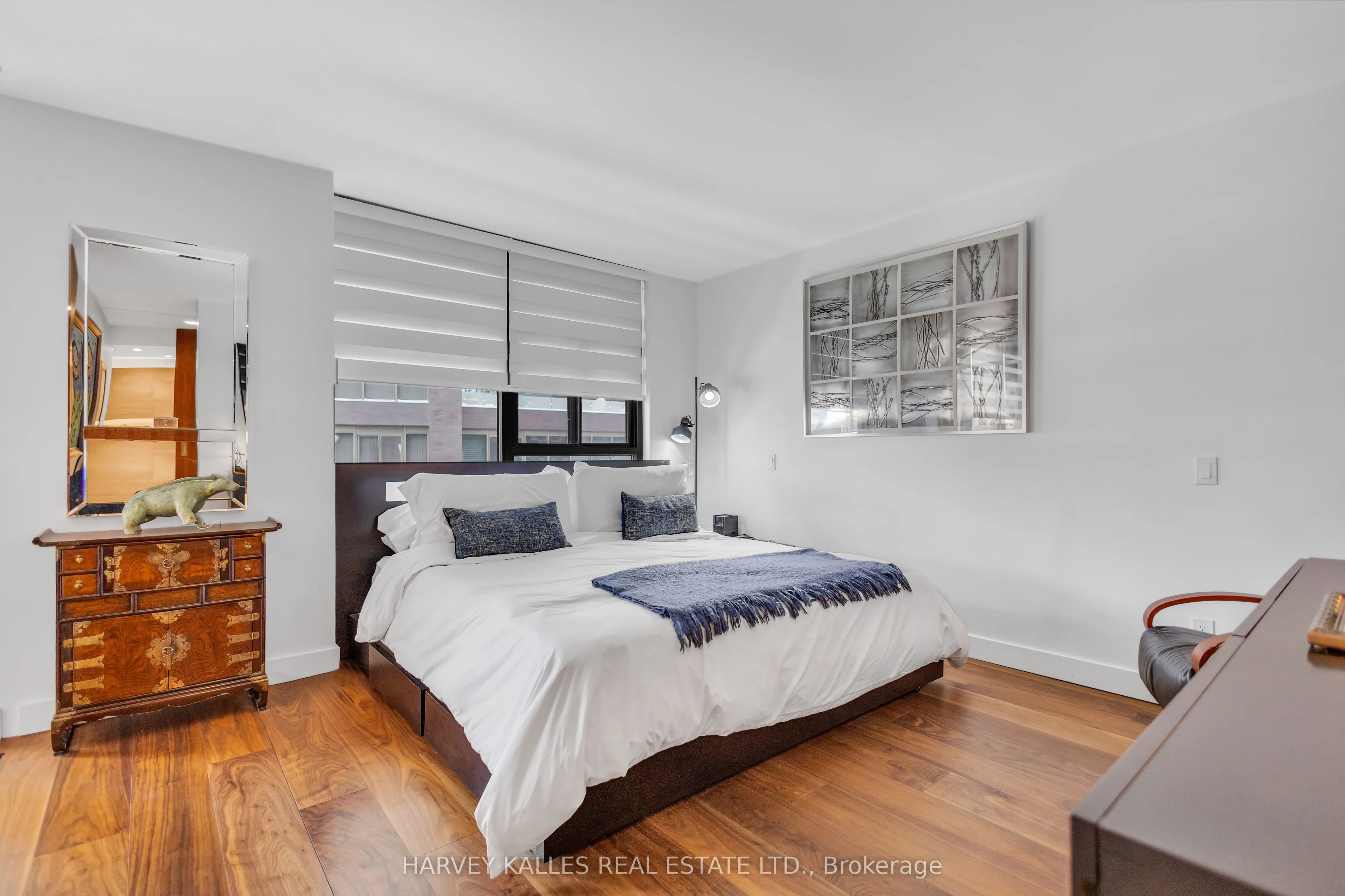 1331 Bay Street, #402