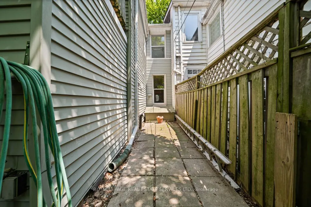 206 Berkeley Street