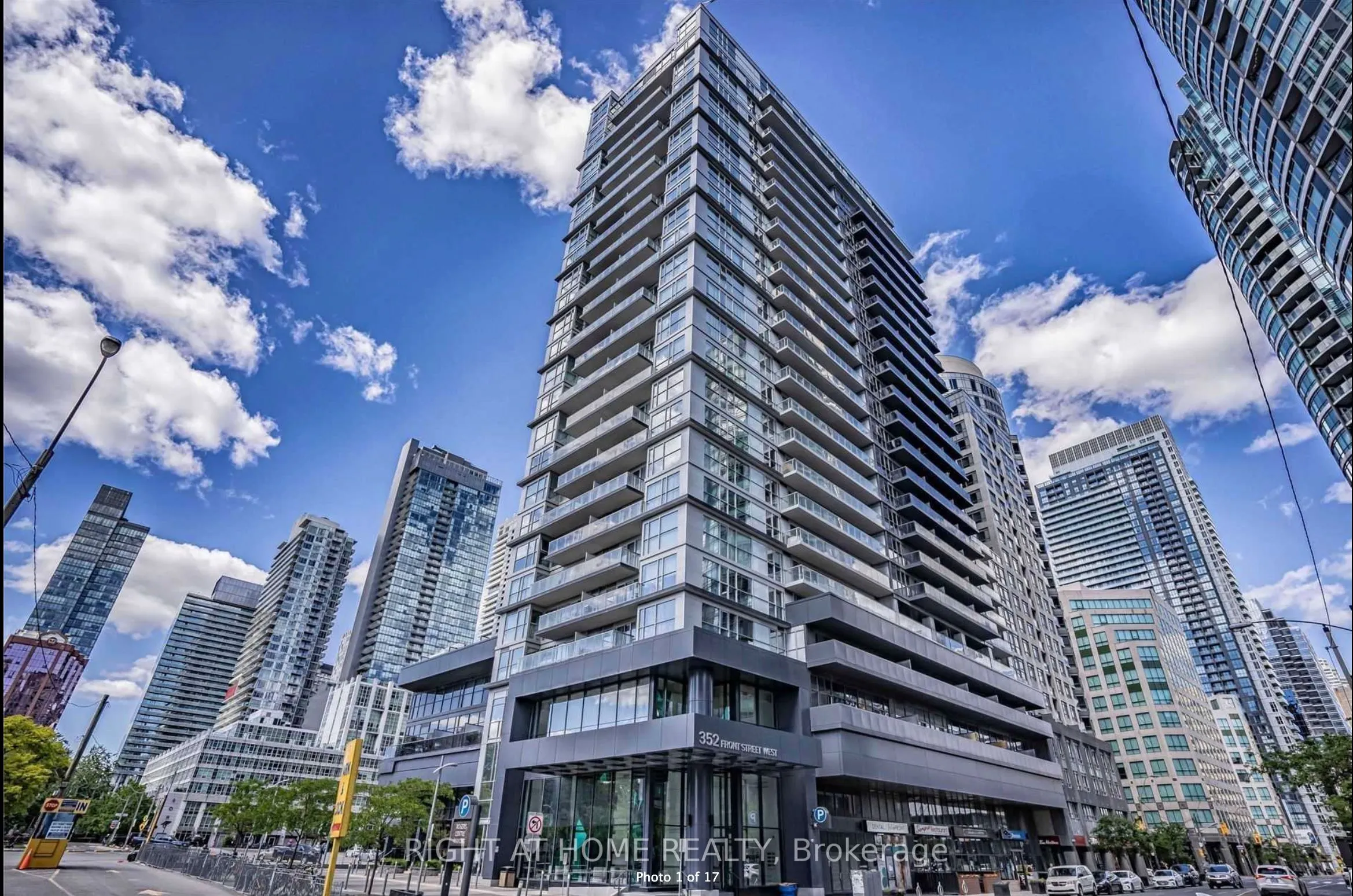 352 Front Street W, #1110